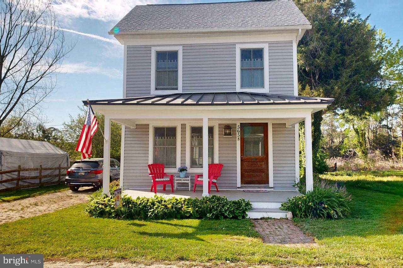 5658 Gates St, Royal Oak