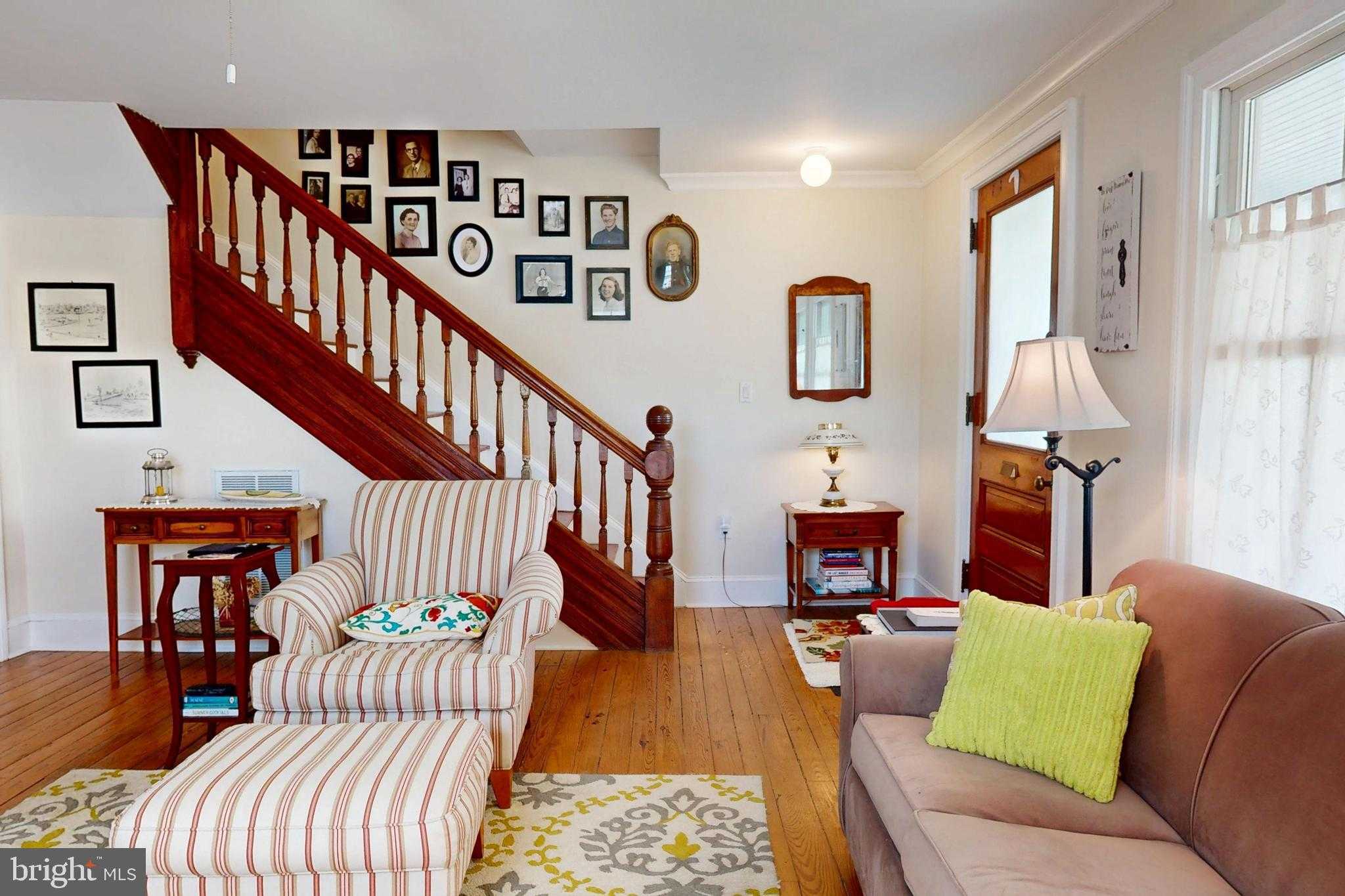 5658 Gates St photo 8