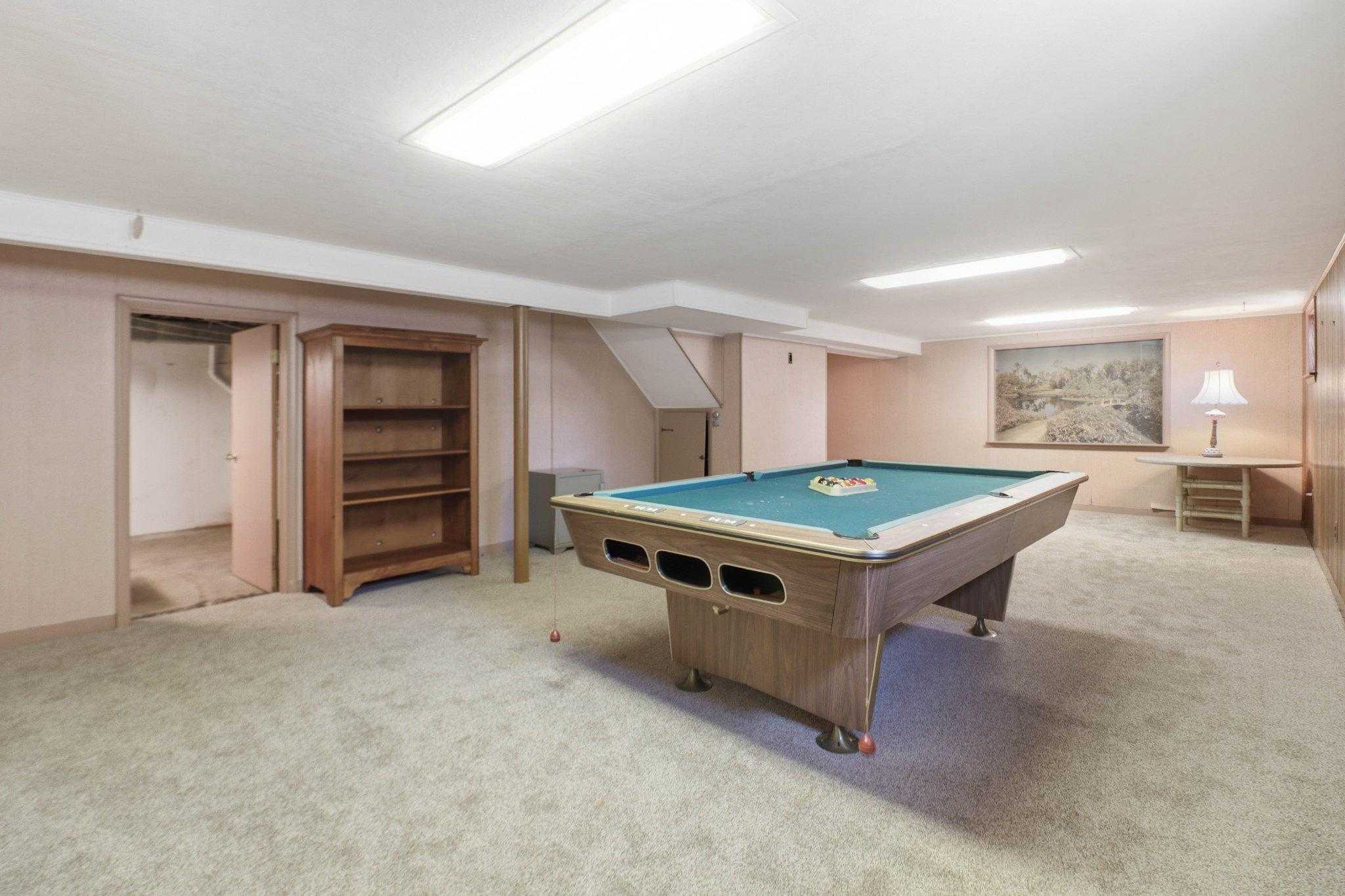 348 Valley View Rd photo 21