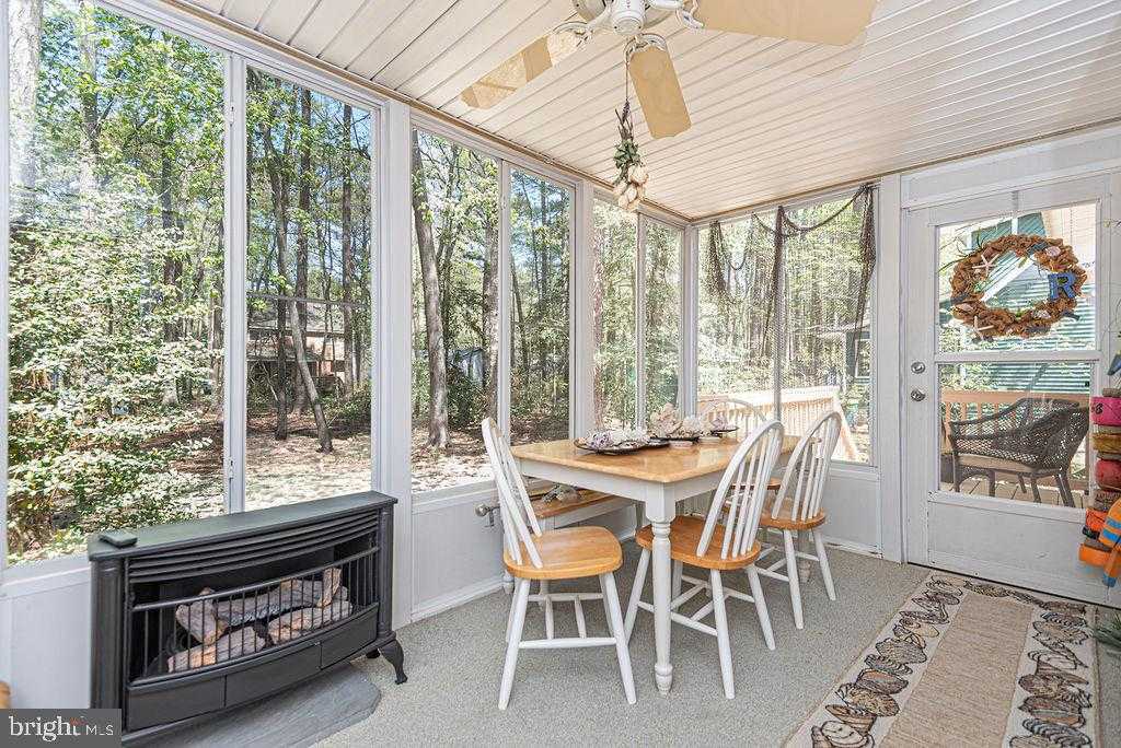 5 Liberty St photo 11