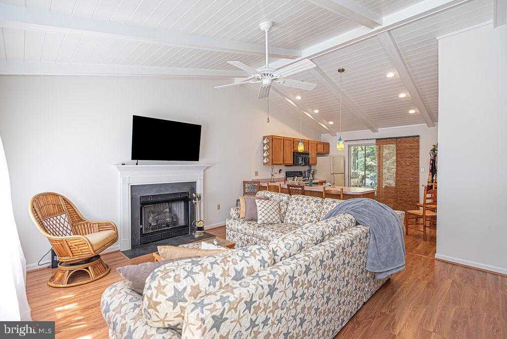 5 Liberty St photo 3