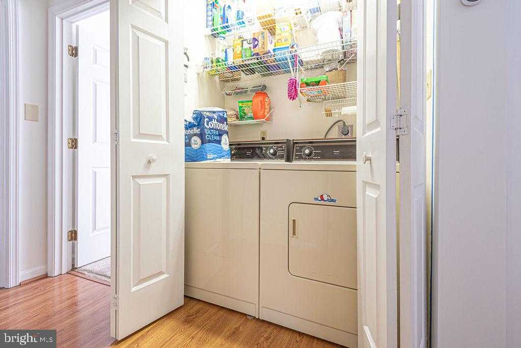 5 Liberty St photo 39