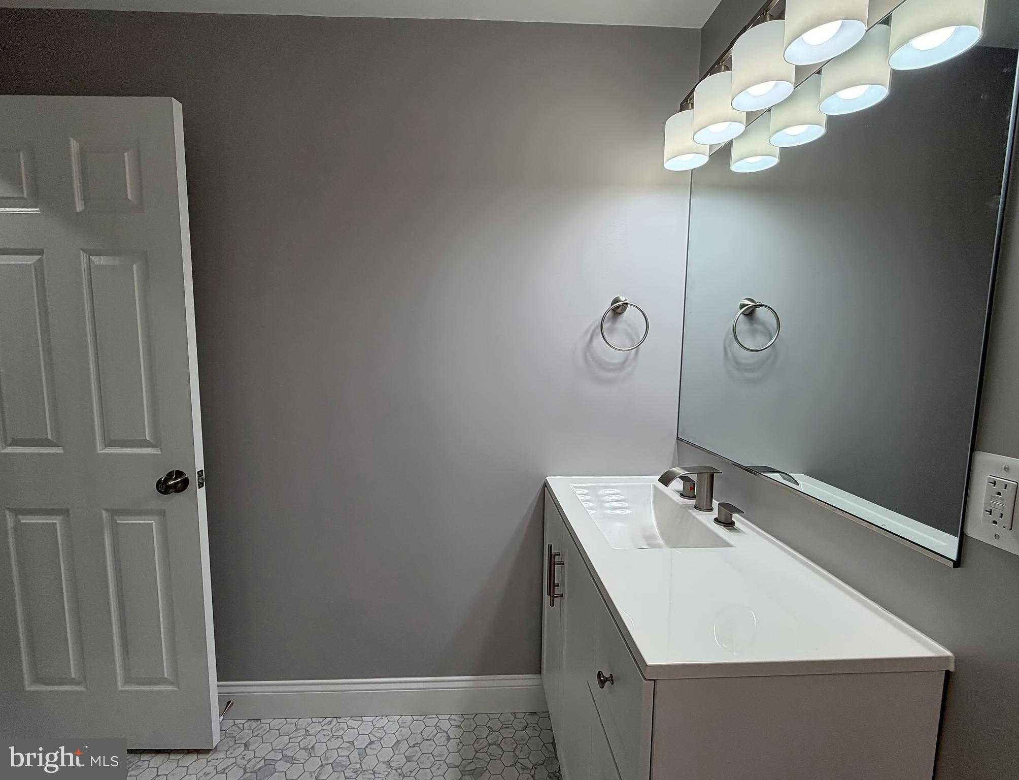 1008 Hilltop Rd photo 15