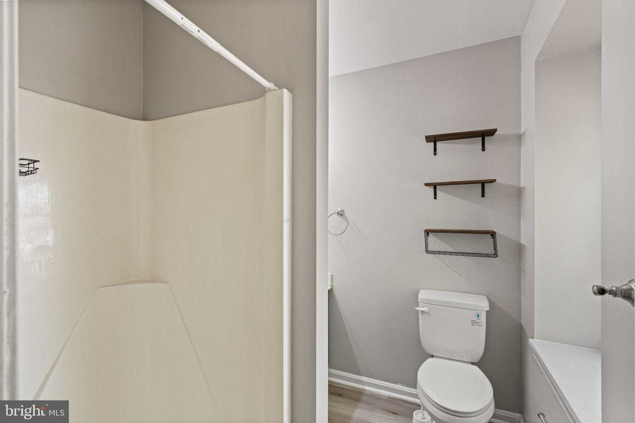 127 Oaklawn Rd photo 29