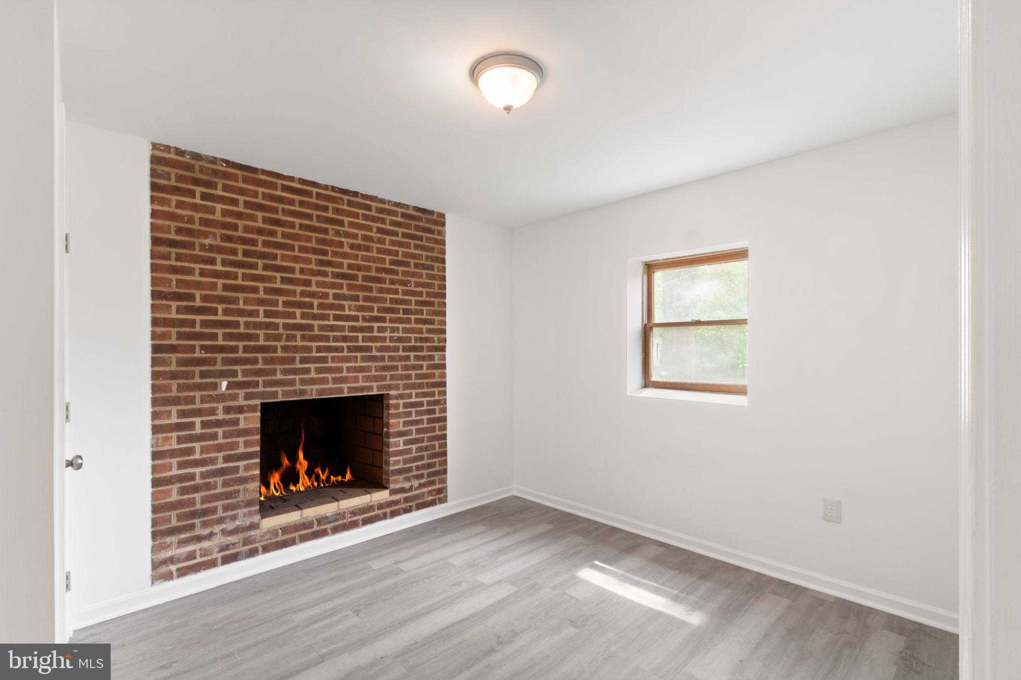 127 Oaklawn Rd photo 37