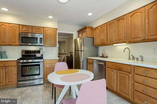 5105 Kenside CT photo 10