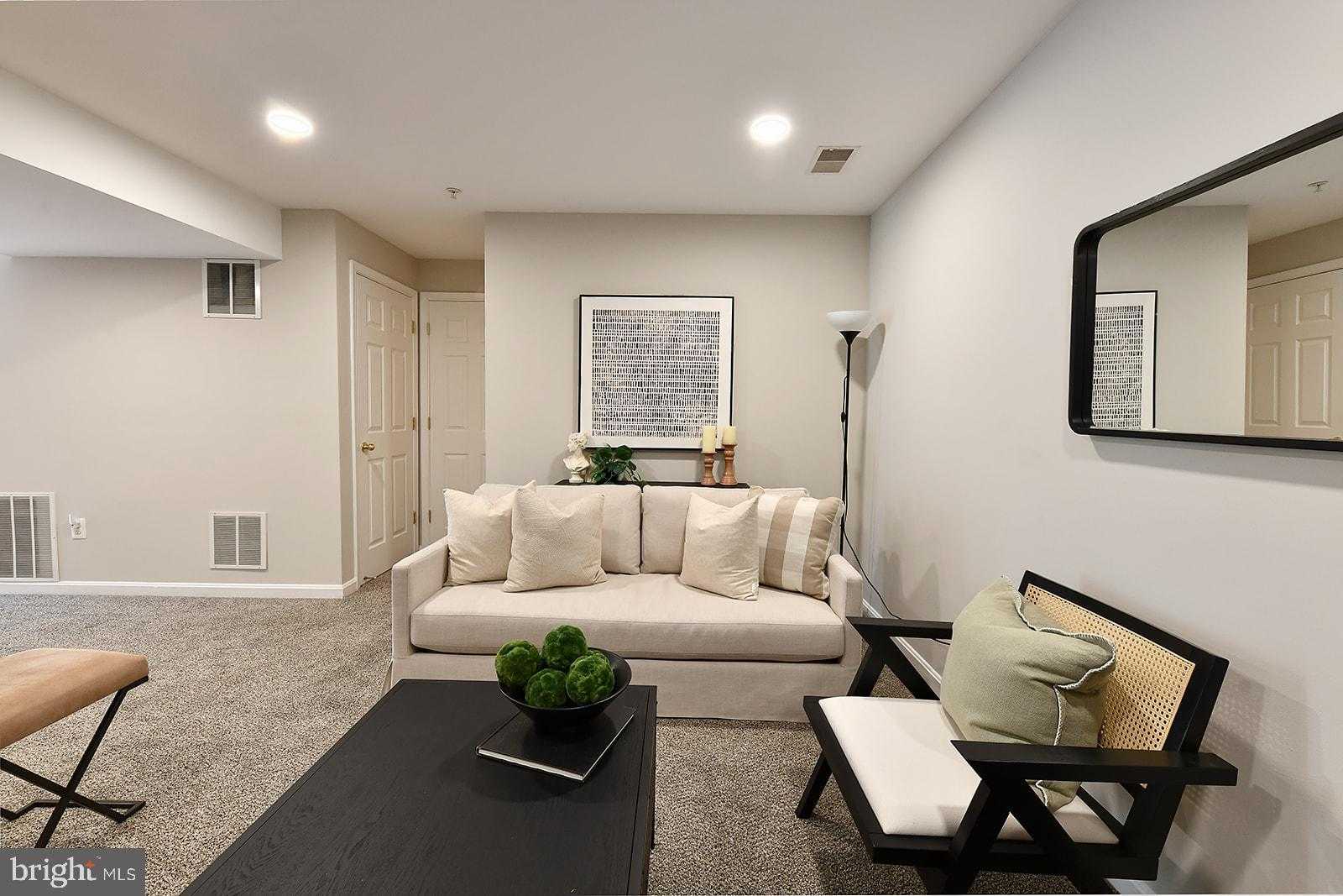 3138 Galaxy Way photo 10