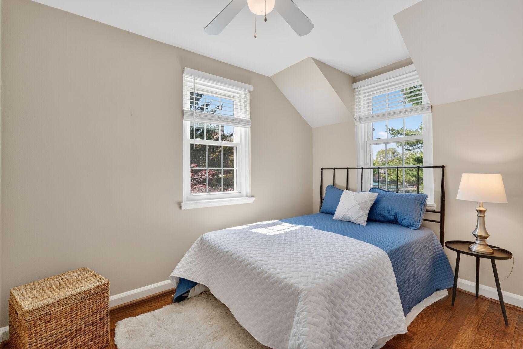 3590 S Stafford St photo 10