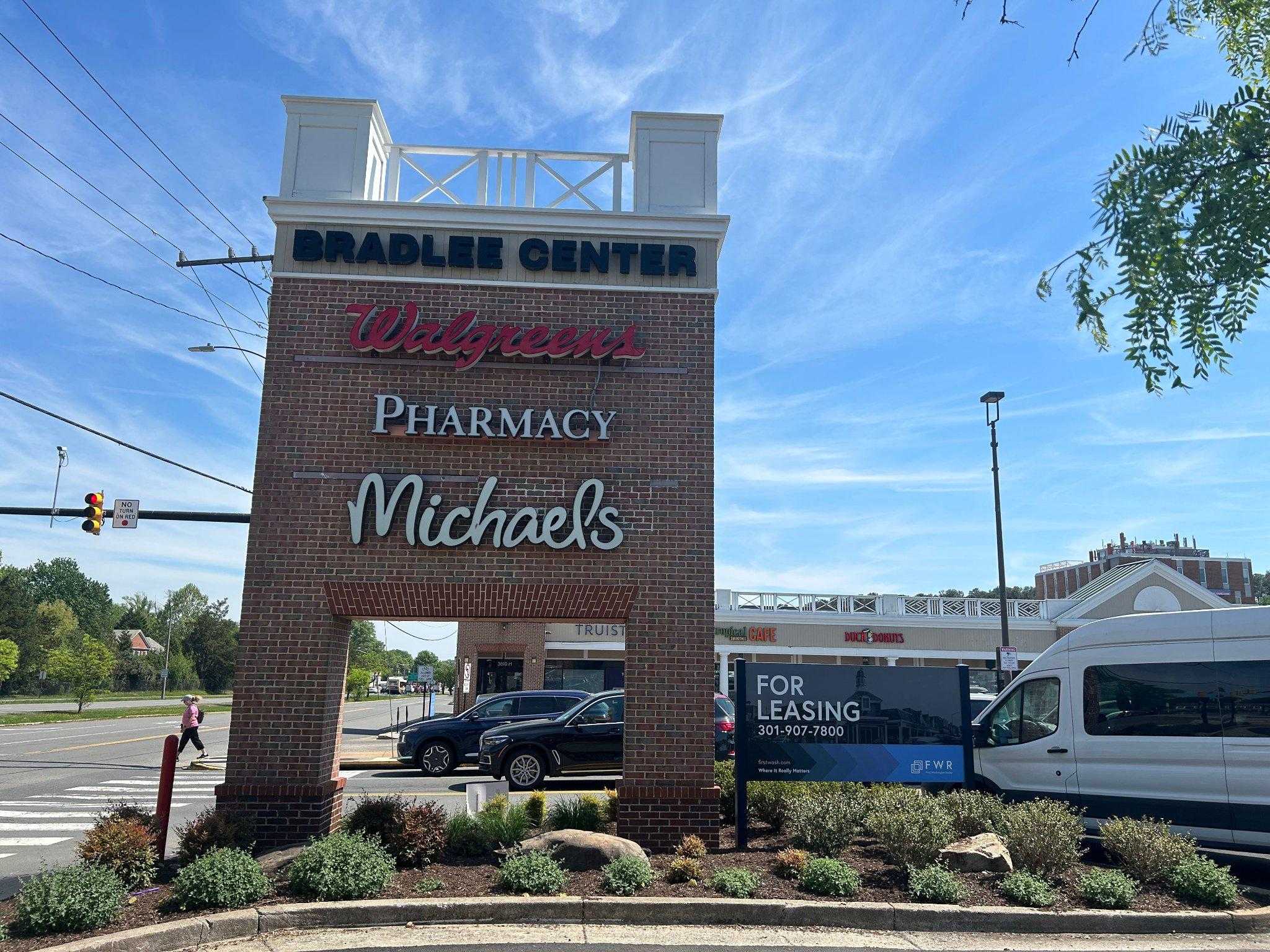 3590 S Stafford St photo 24