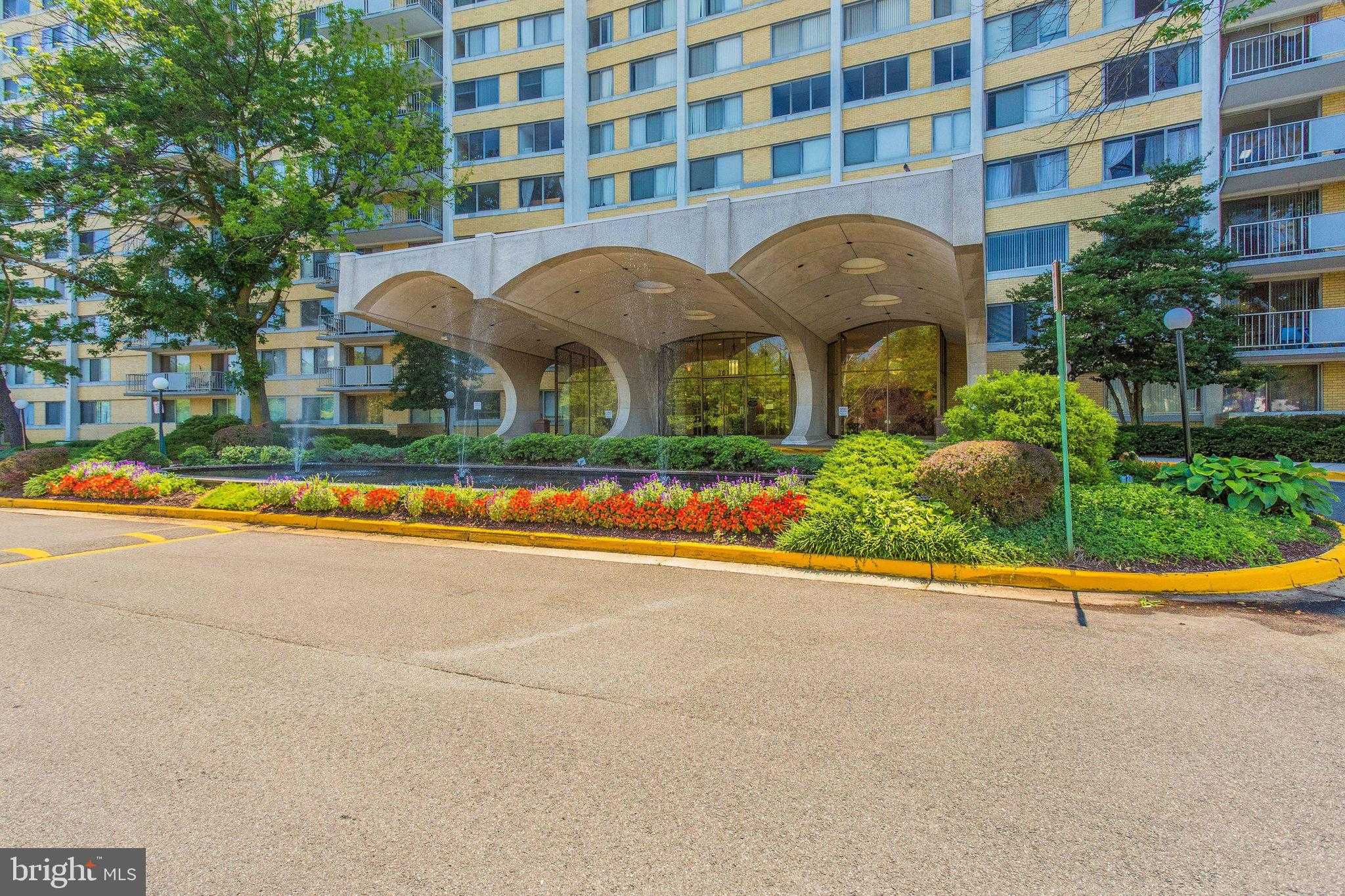 301 N Beauregard St Apt 208 photo 6