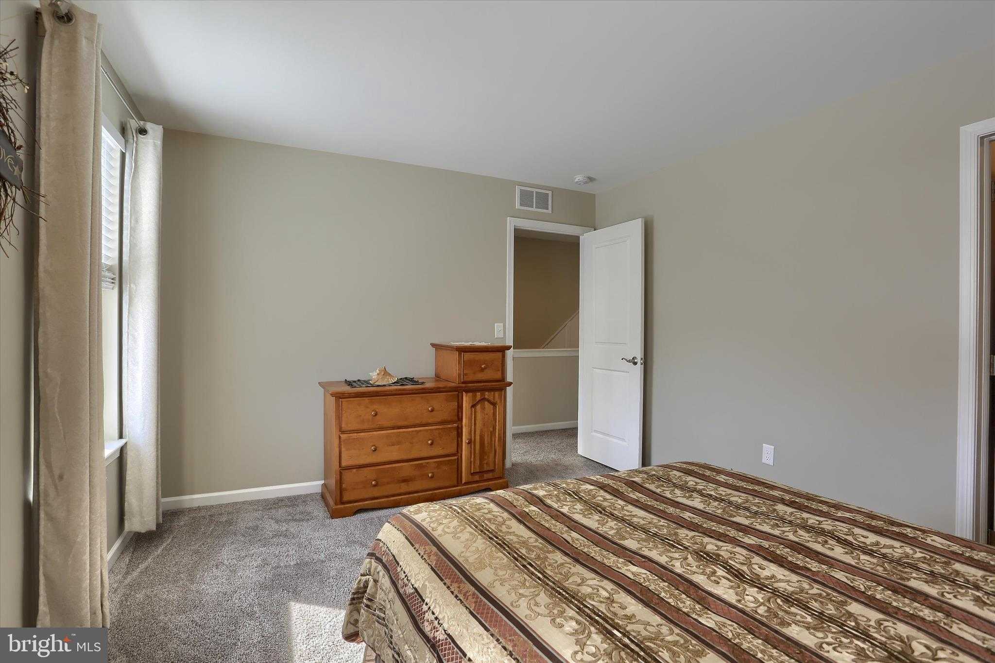 1520 Zestar Dr photo 32