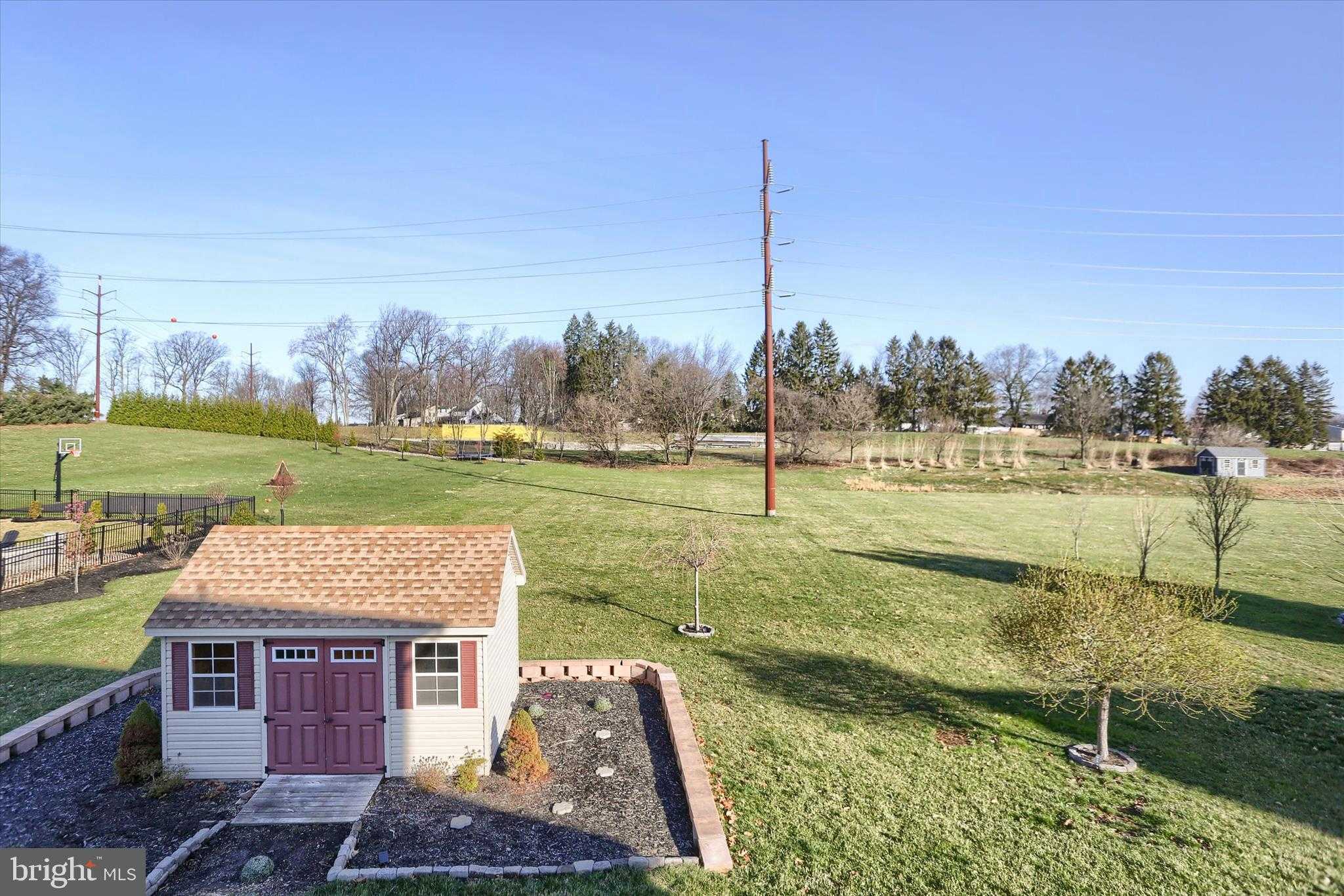 1520 Zestar Dr photo 4