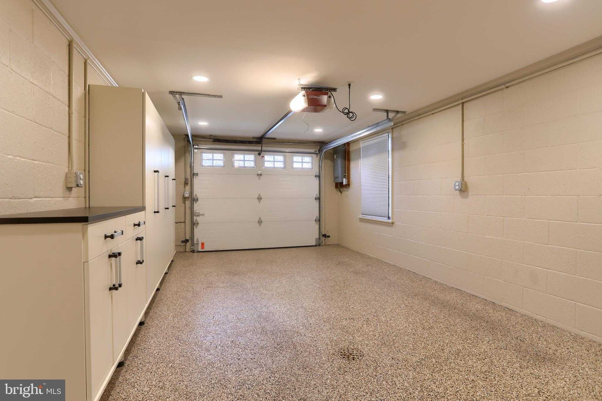 904 S 2nd Ave photo 47