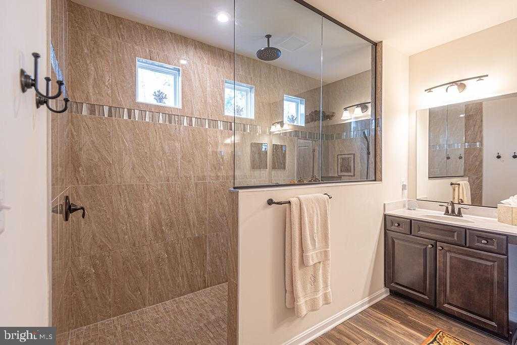 10315 Quarter Deck Ln photo 59