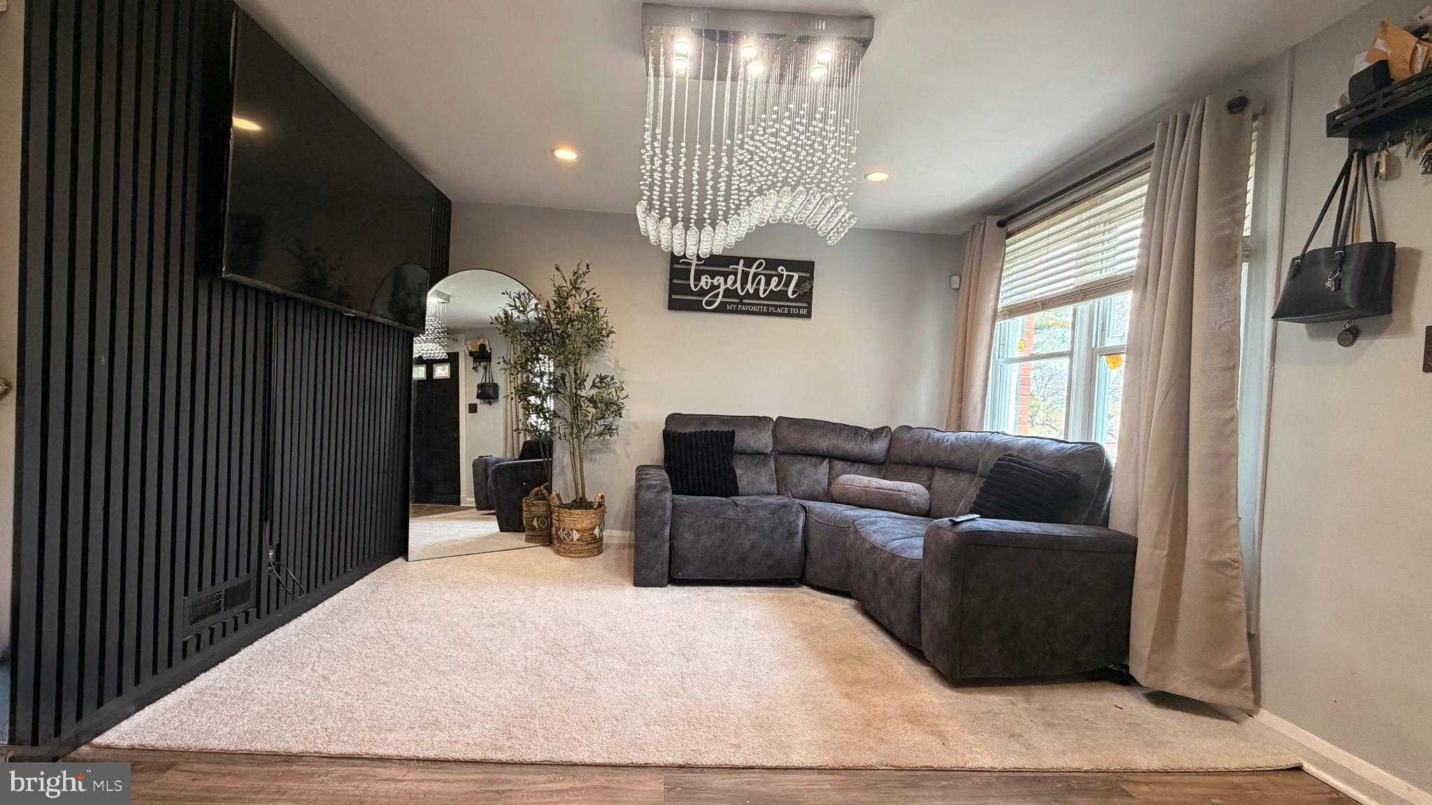 702 S Woodington Rd photo 2