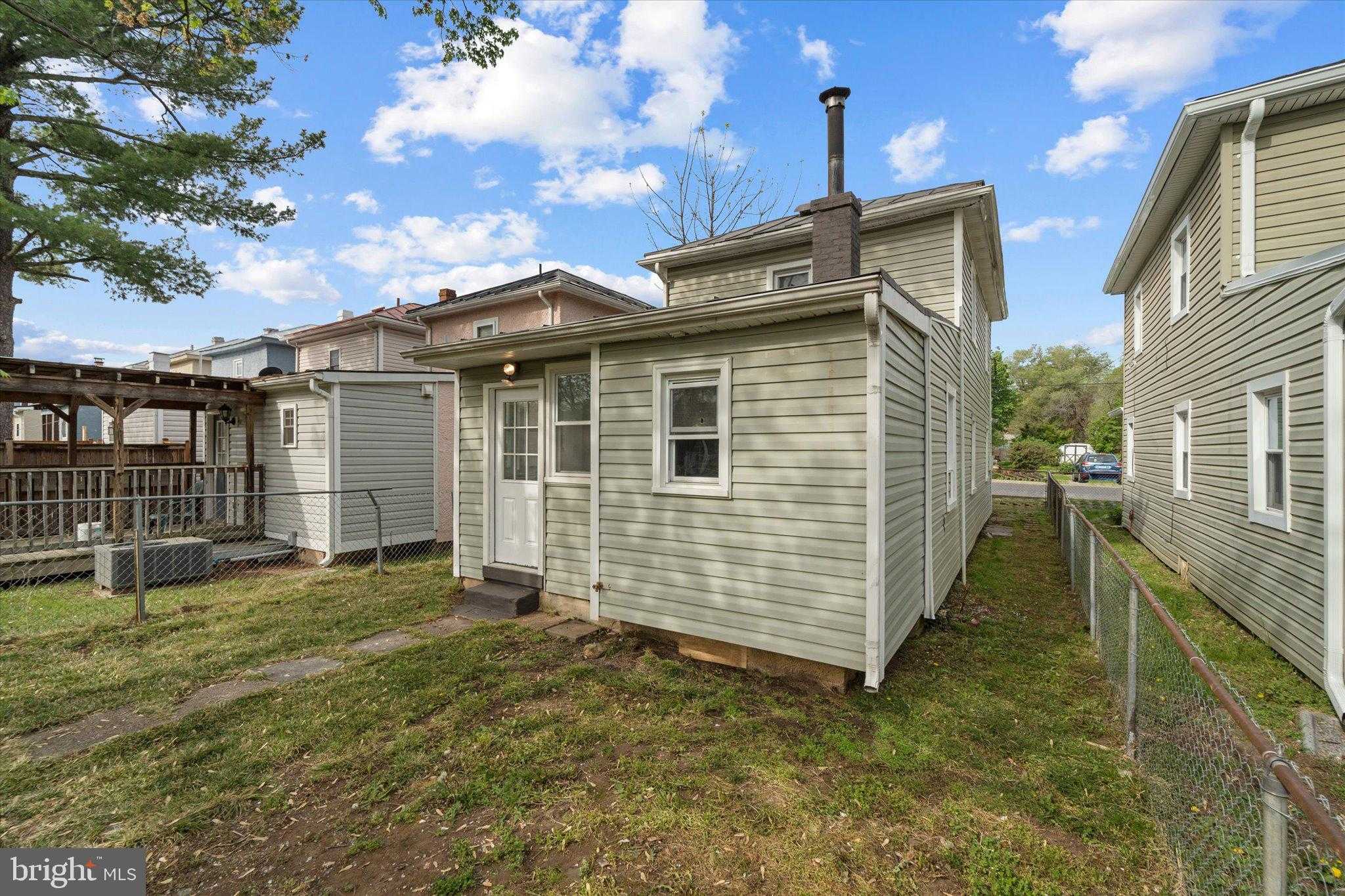 316 Ritenour St photo 26