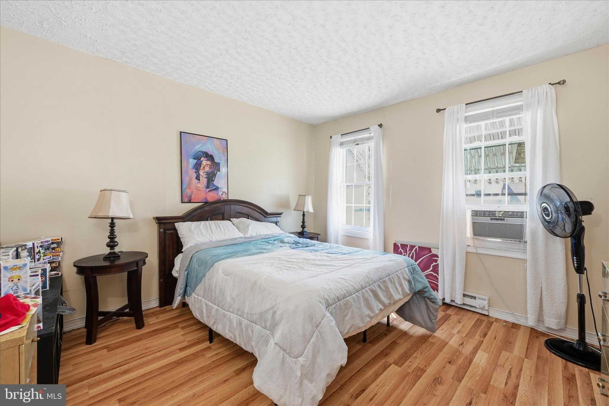 428 W Pine St photo 21