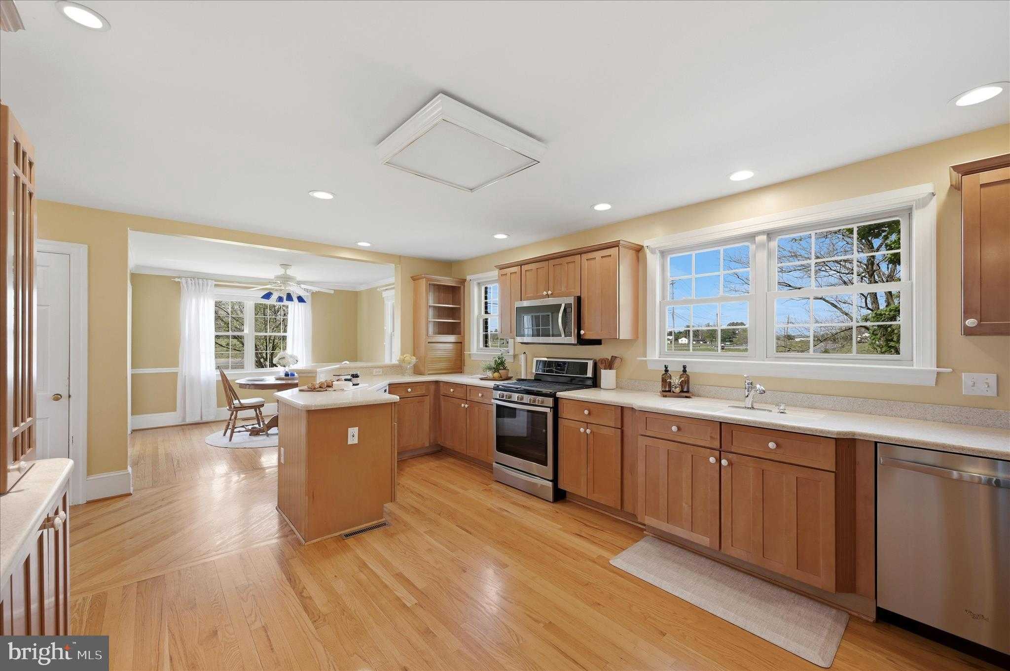 11590 Harry Byrd Hwy photo 29