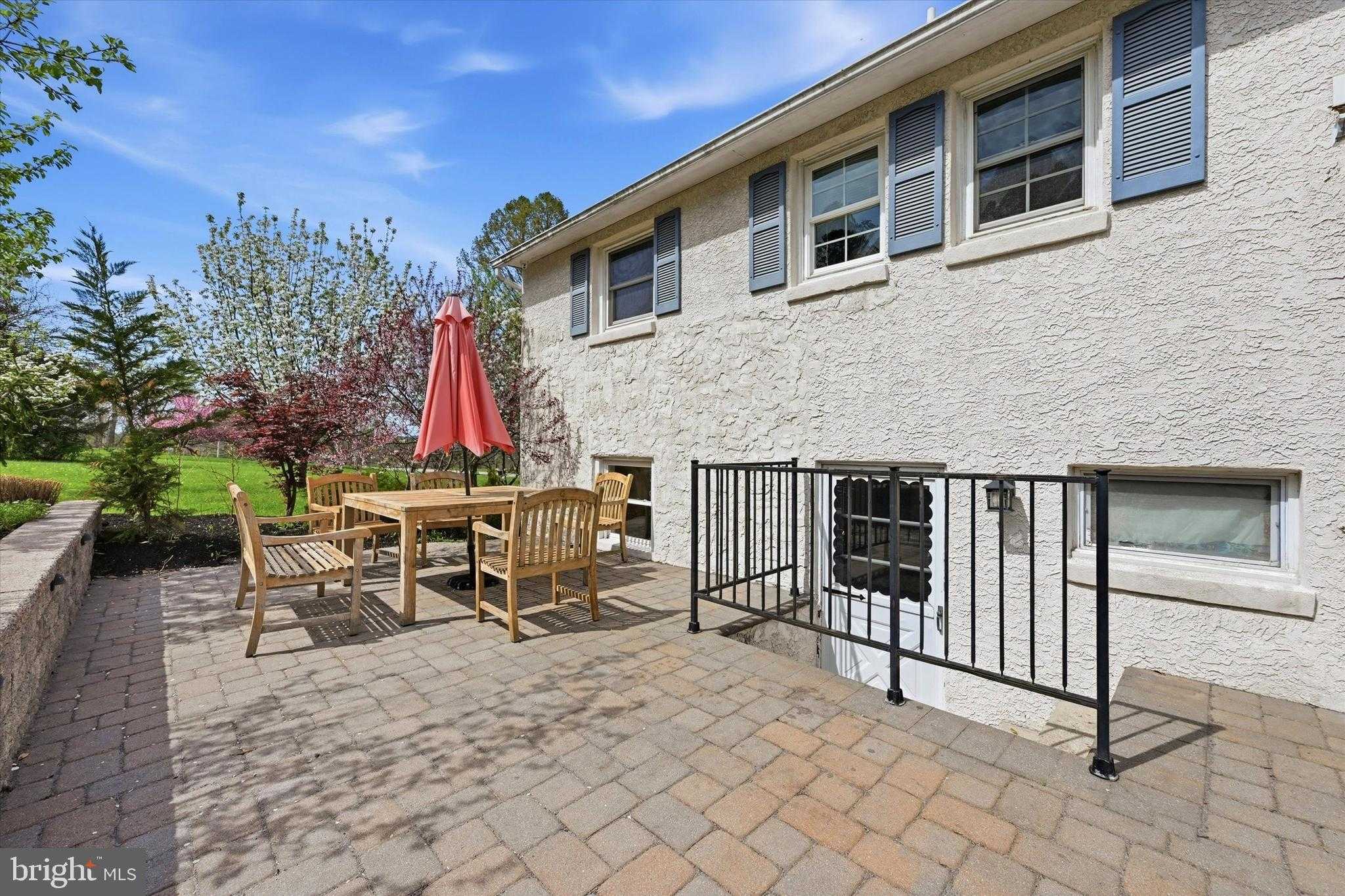 351 Moore Rd photo 29