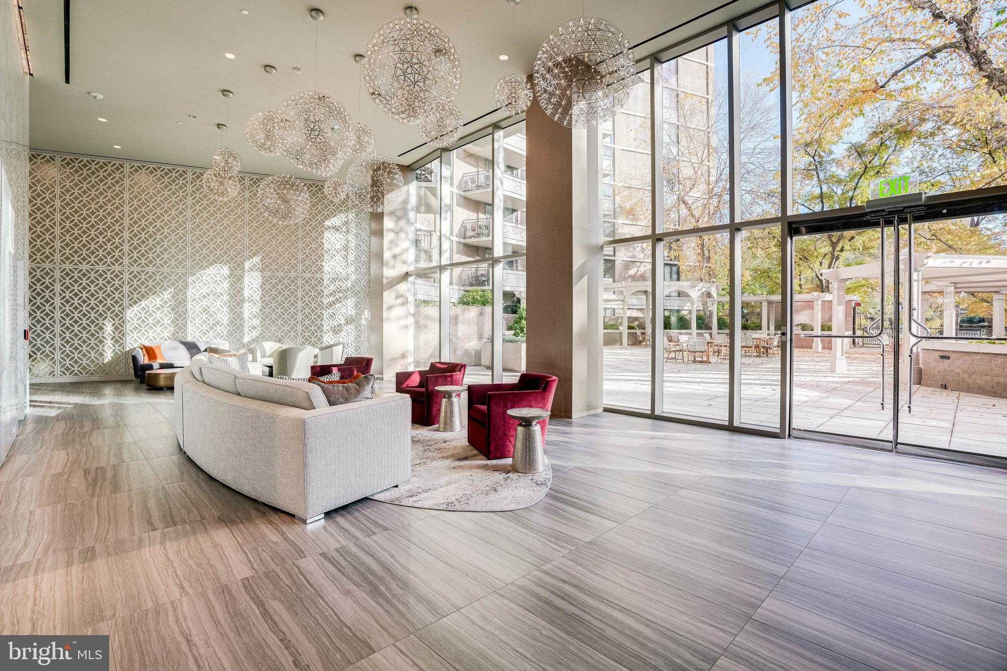 4620 N Park Ave Apt 709e photo 2