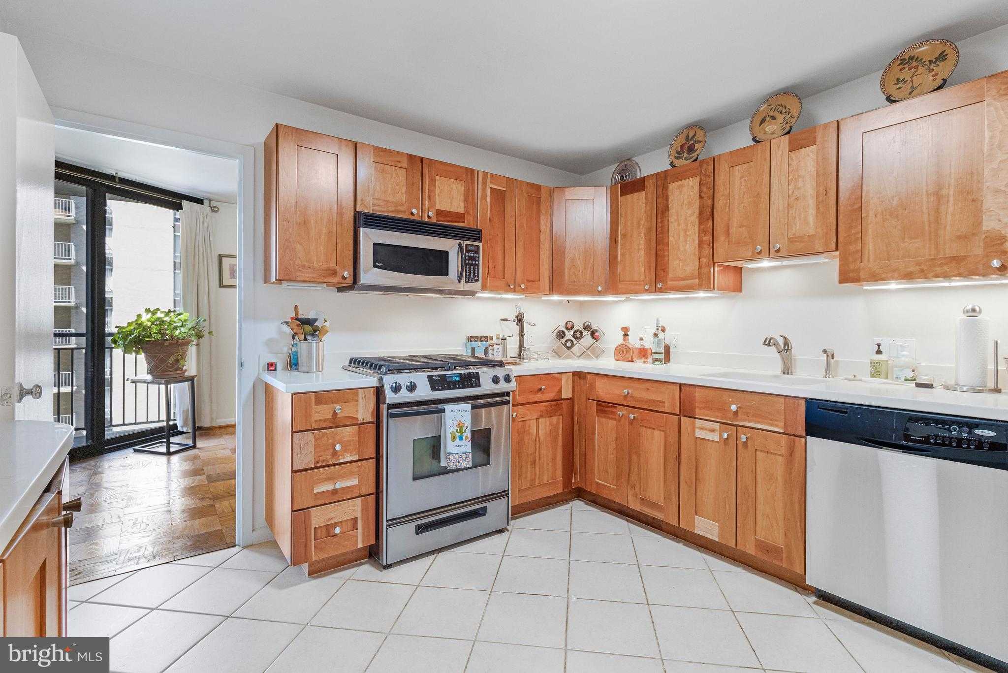 4620 N Park Ave Apt 709e photo 44