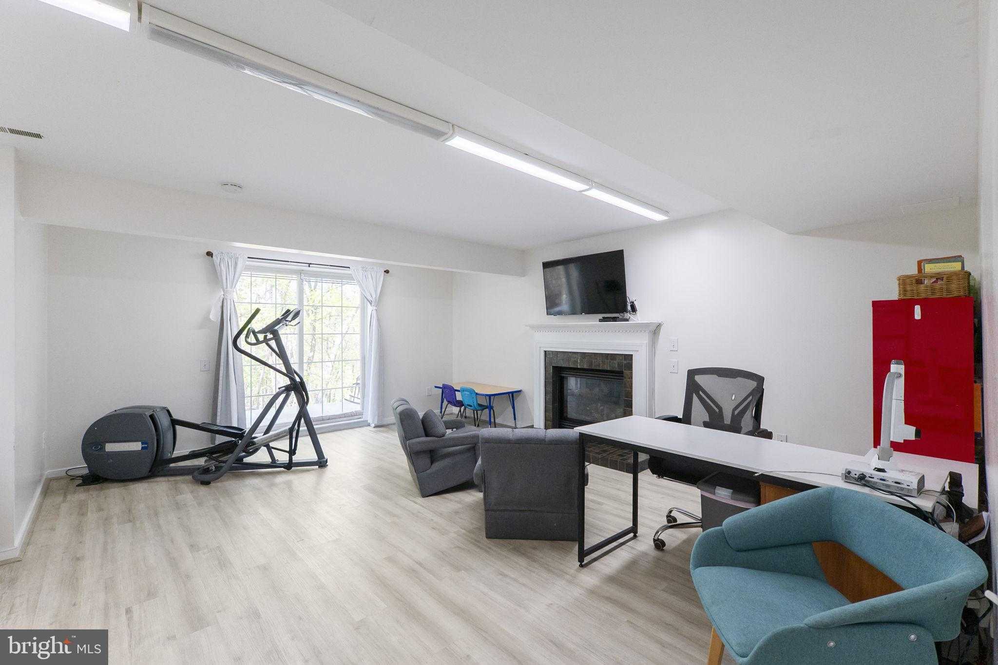 7622 Ashton Valley Way photo 37