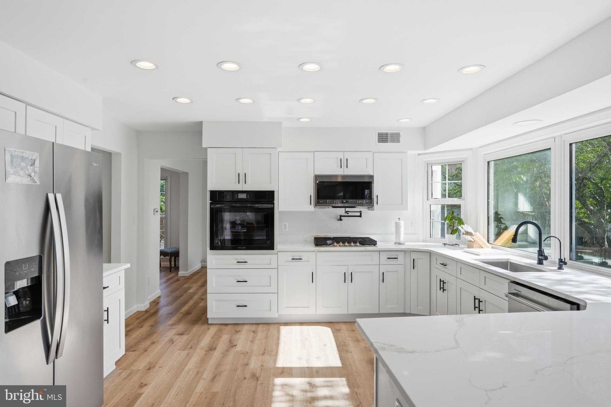 803 Hallyard CT SE photo 22