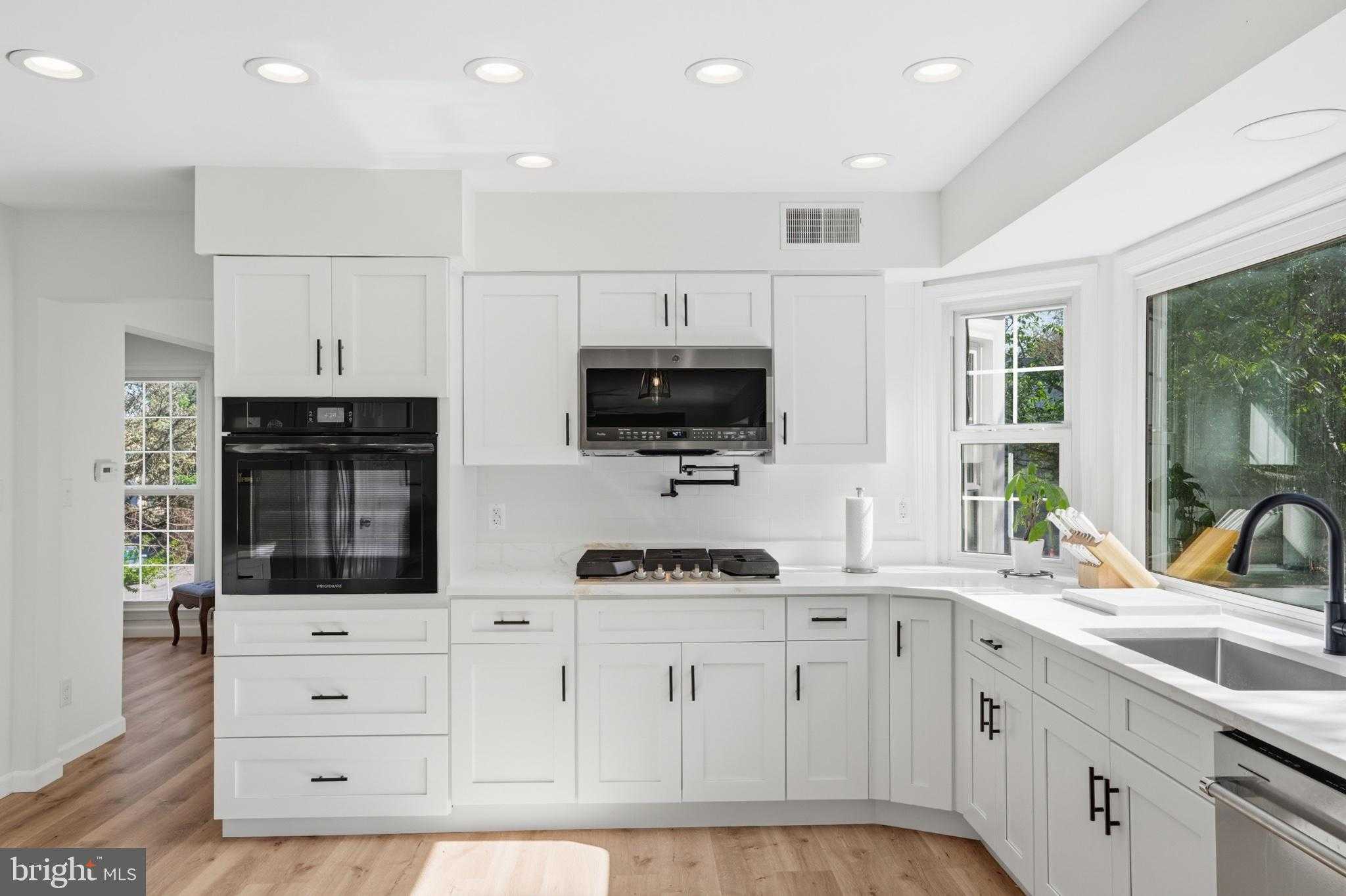 803 Hallyard CT SE photo 25