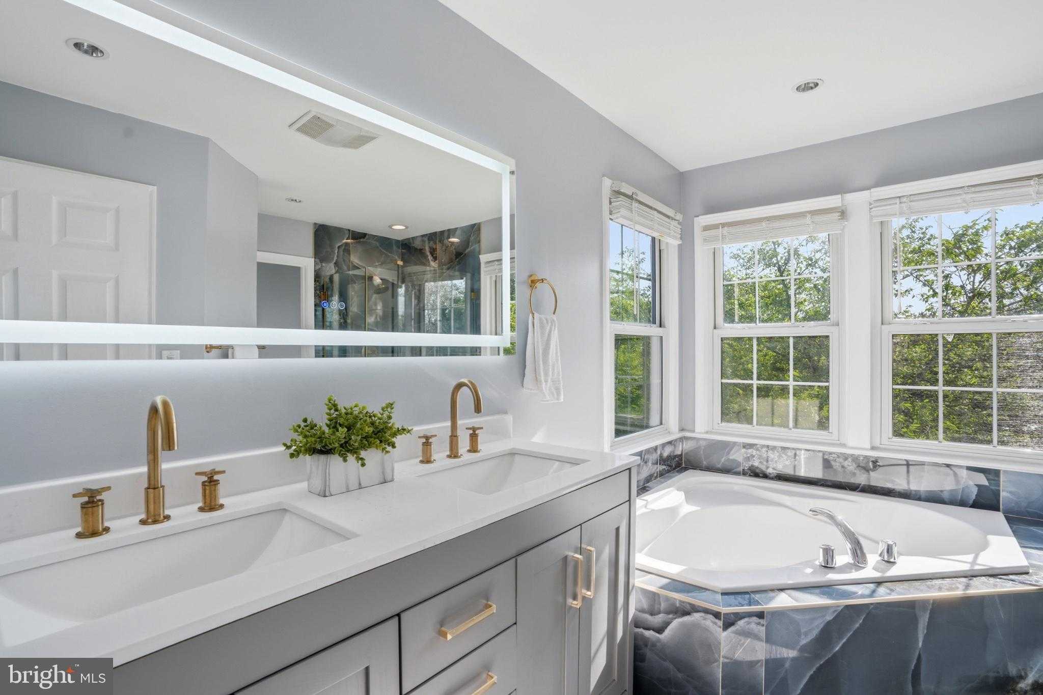 803 Hallyard CT SE photo 36