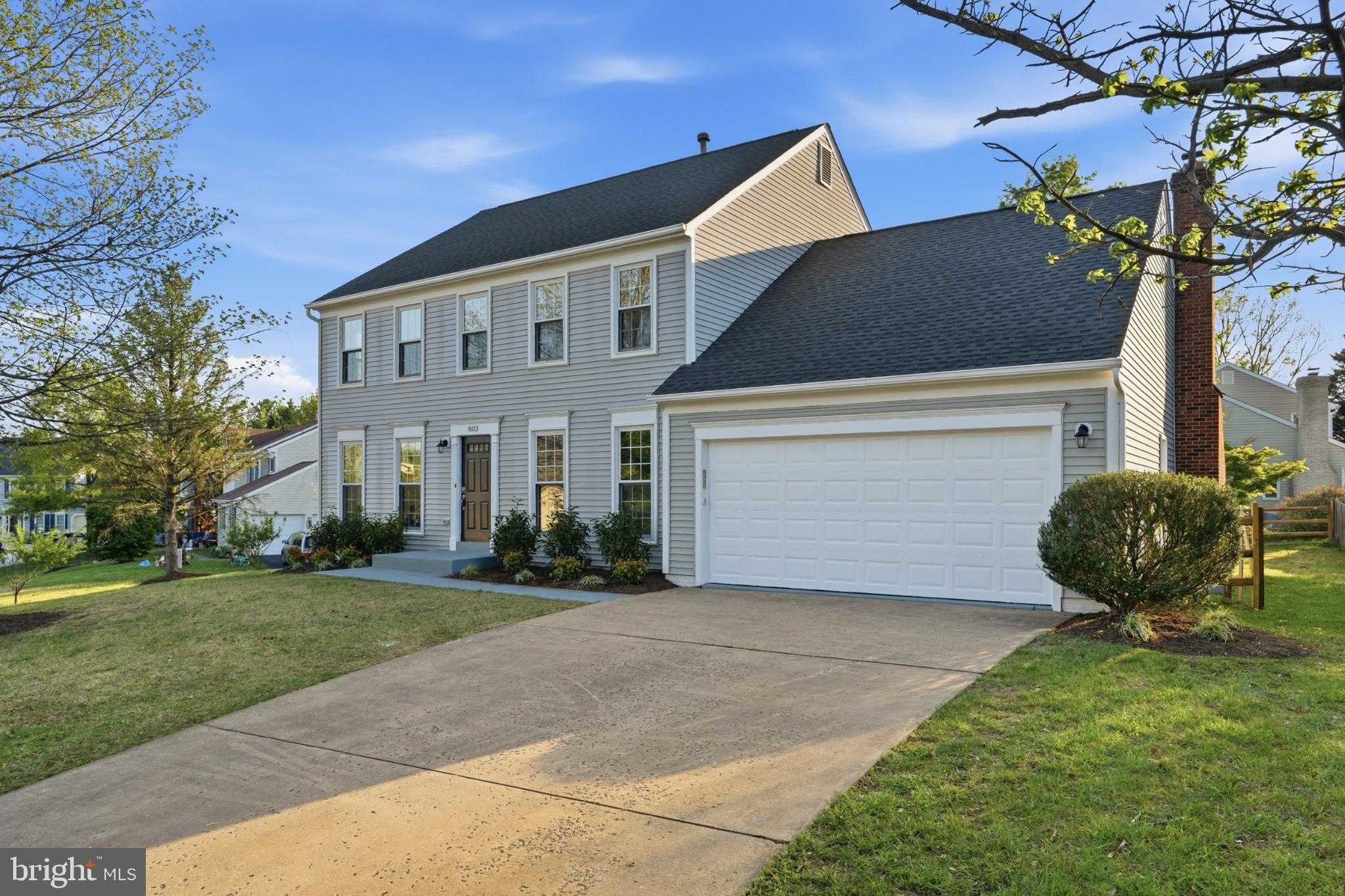 803 Hallyard CT SE photo 4