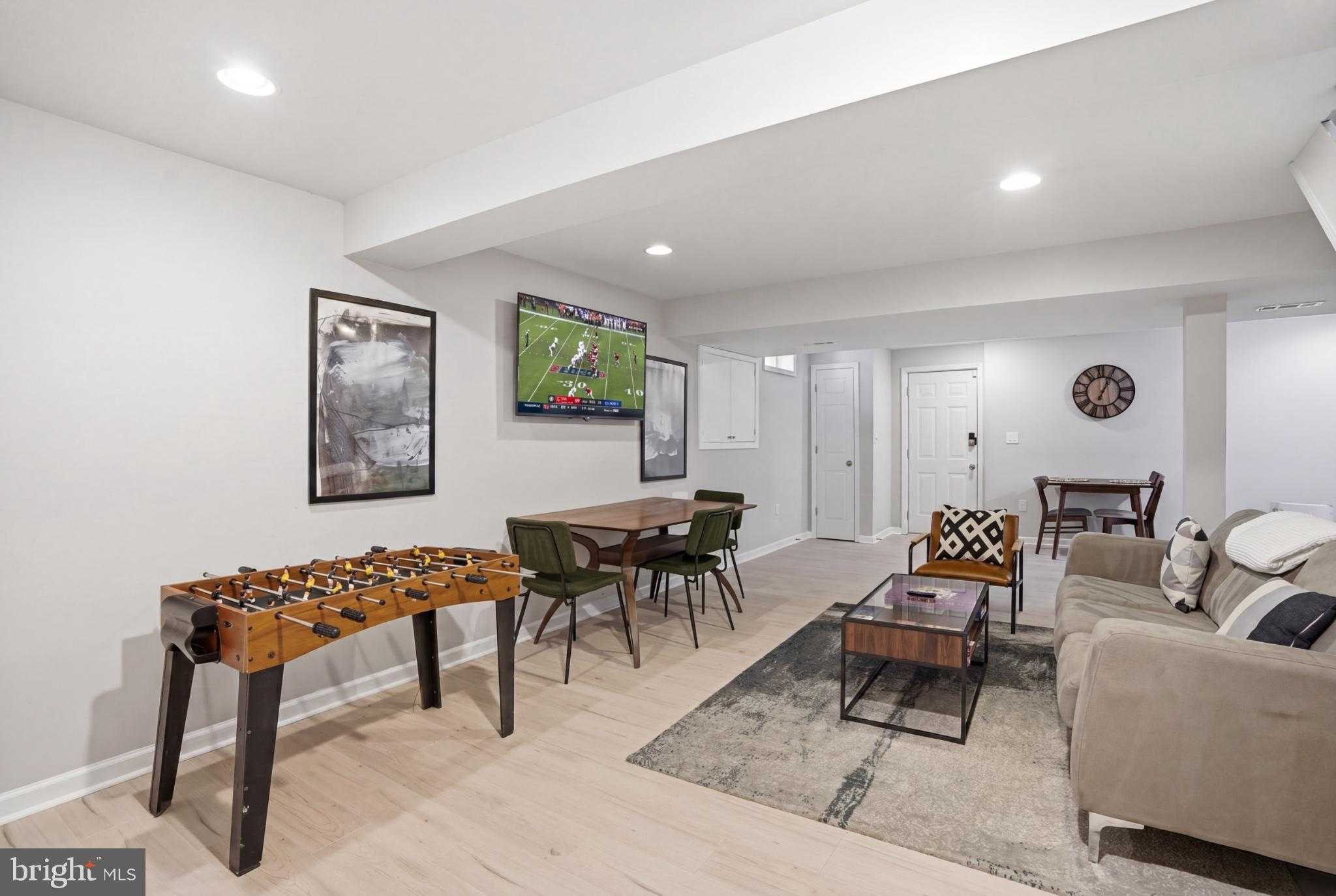 803 Hallyard CT SE photo 40