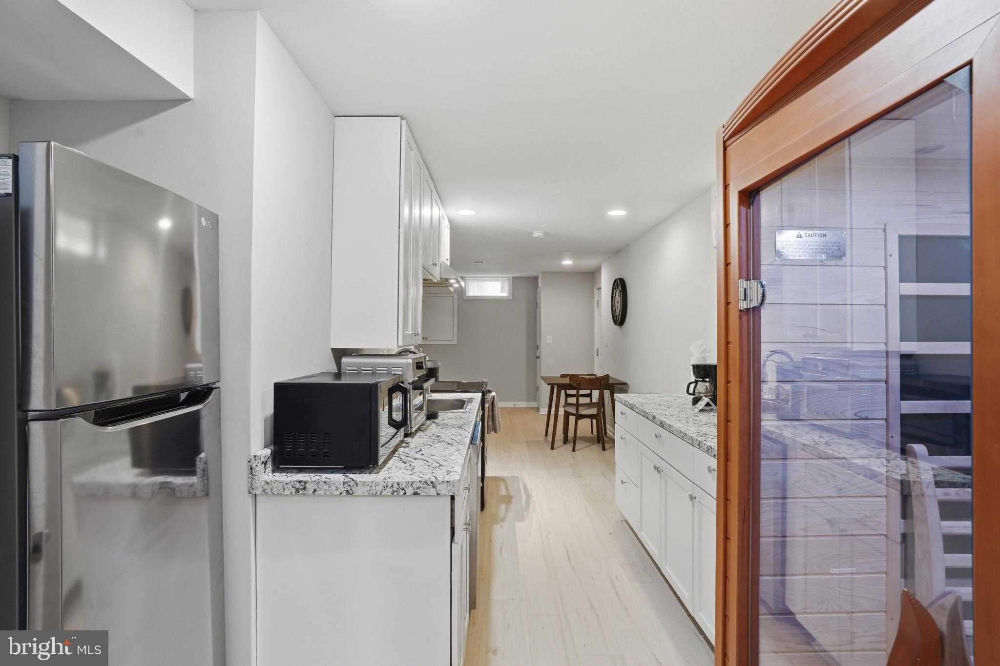 803 Hallyard CT SE photo 44