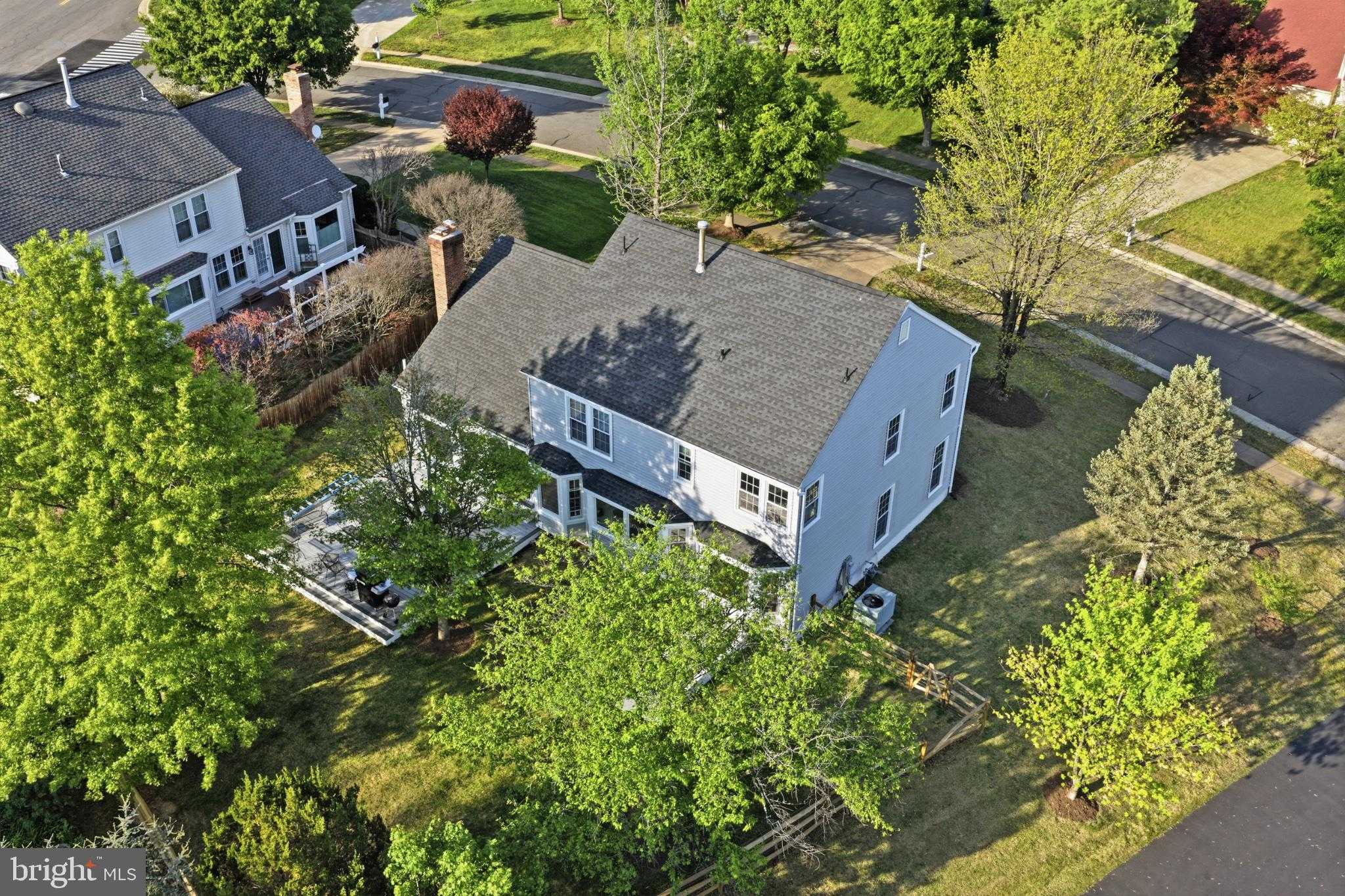 803 Hallyard CT SE photo 60