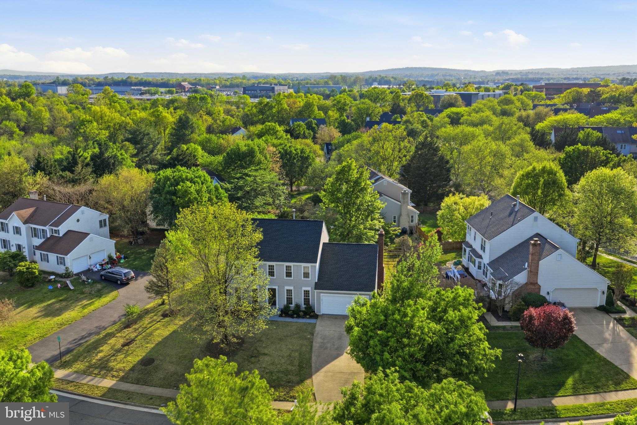 803 Hallyard CT SE photo 61