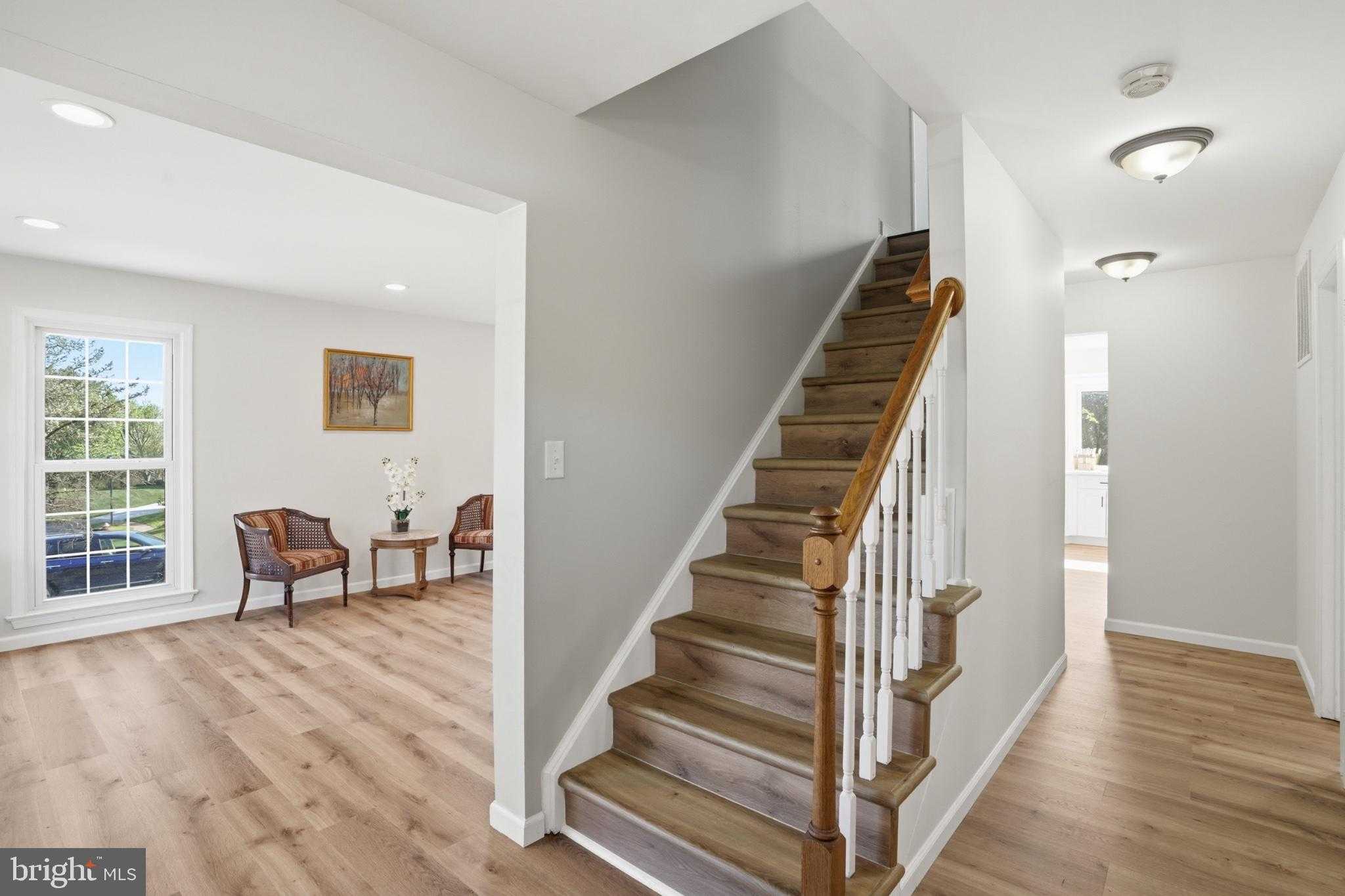 803 Hallyard CT SE photo 7