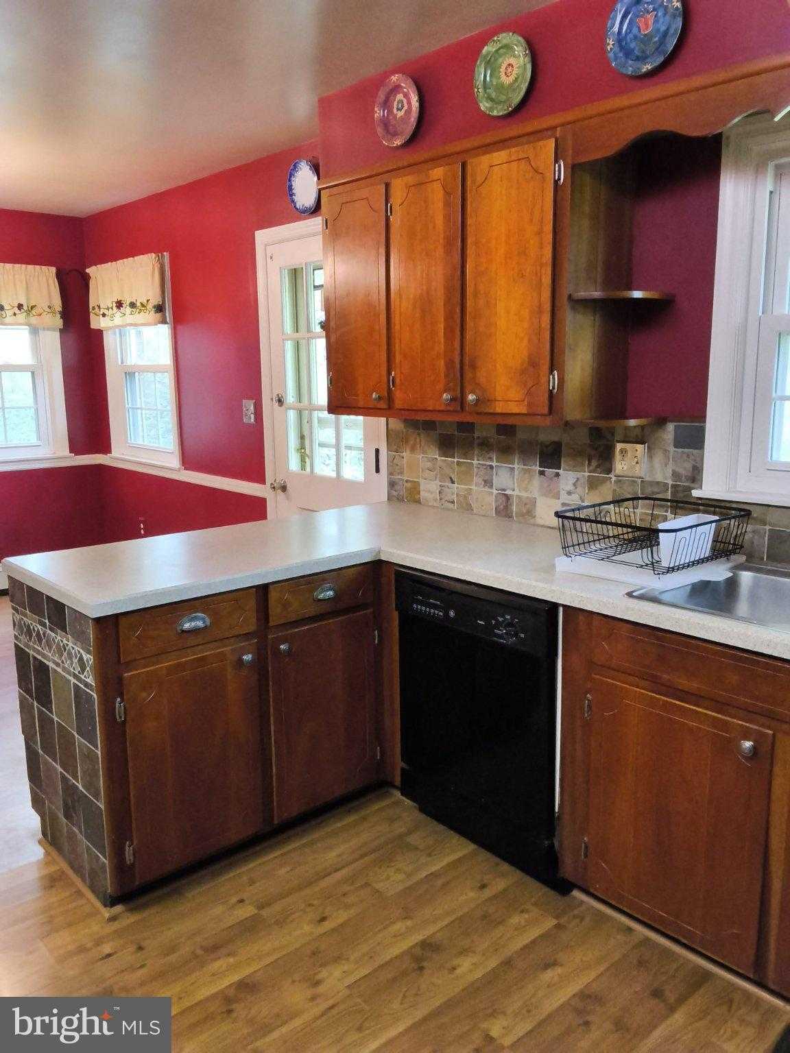 372 Burnt House Rd photo 4