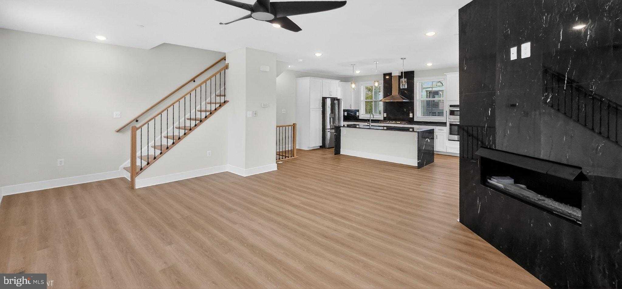 426 Chapel Aly photo 19