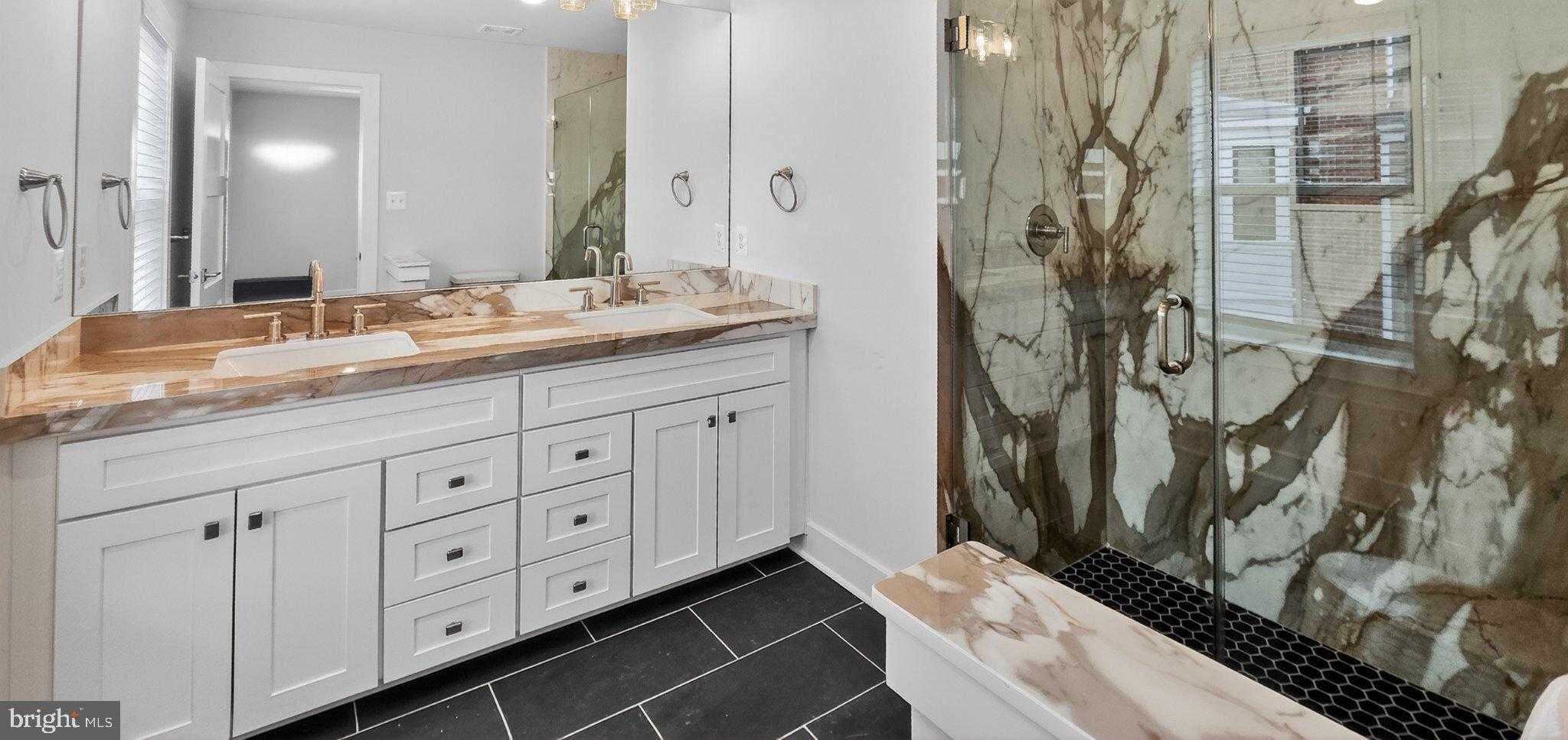 426 Chapel Aly photo 25