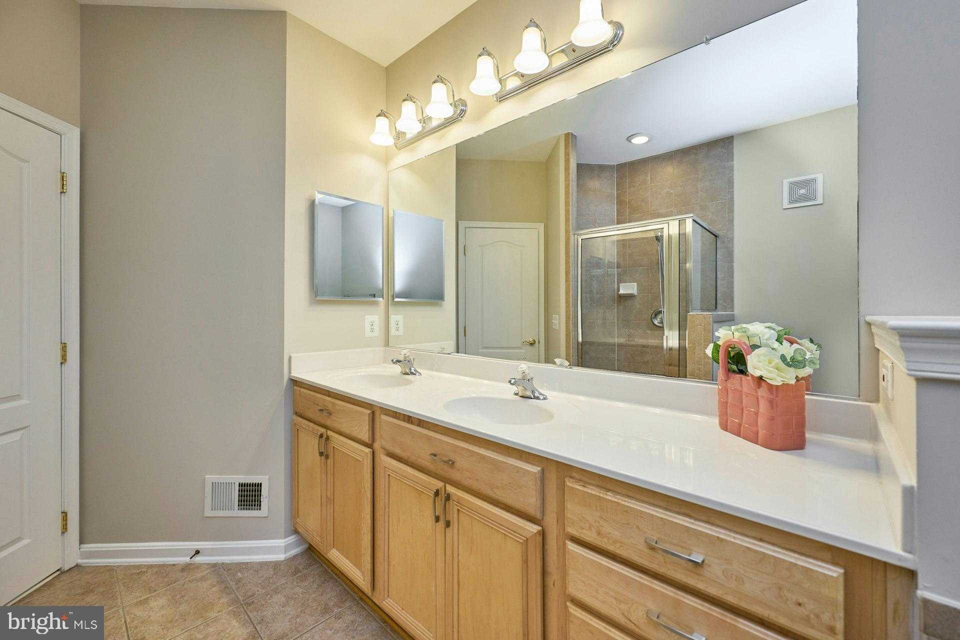 7166 Little Thames Dr photo 21