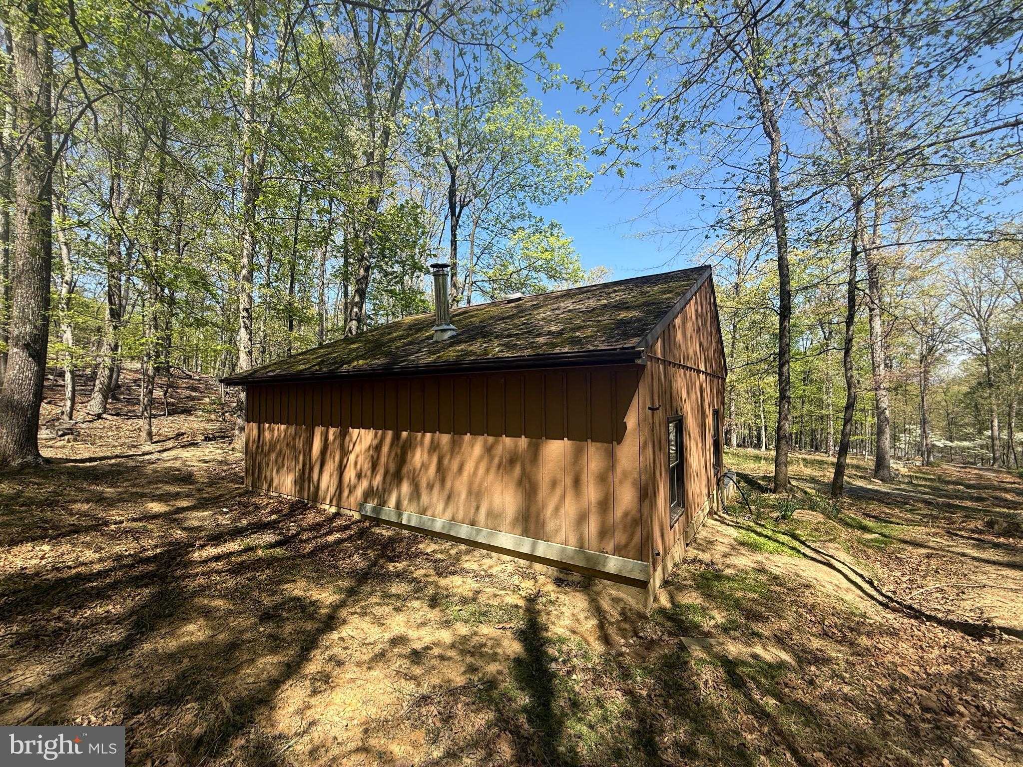 56 Leisure Ln photo 8