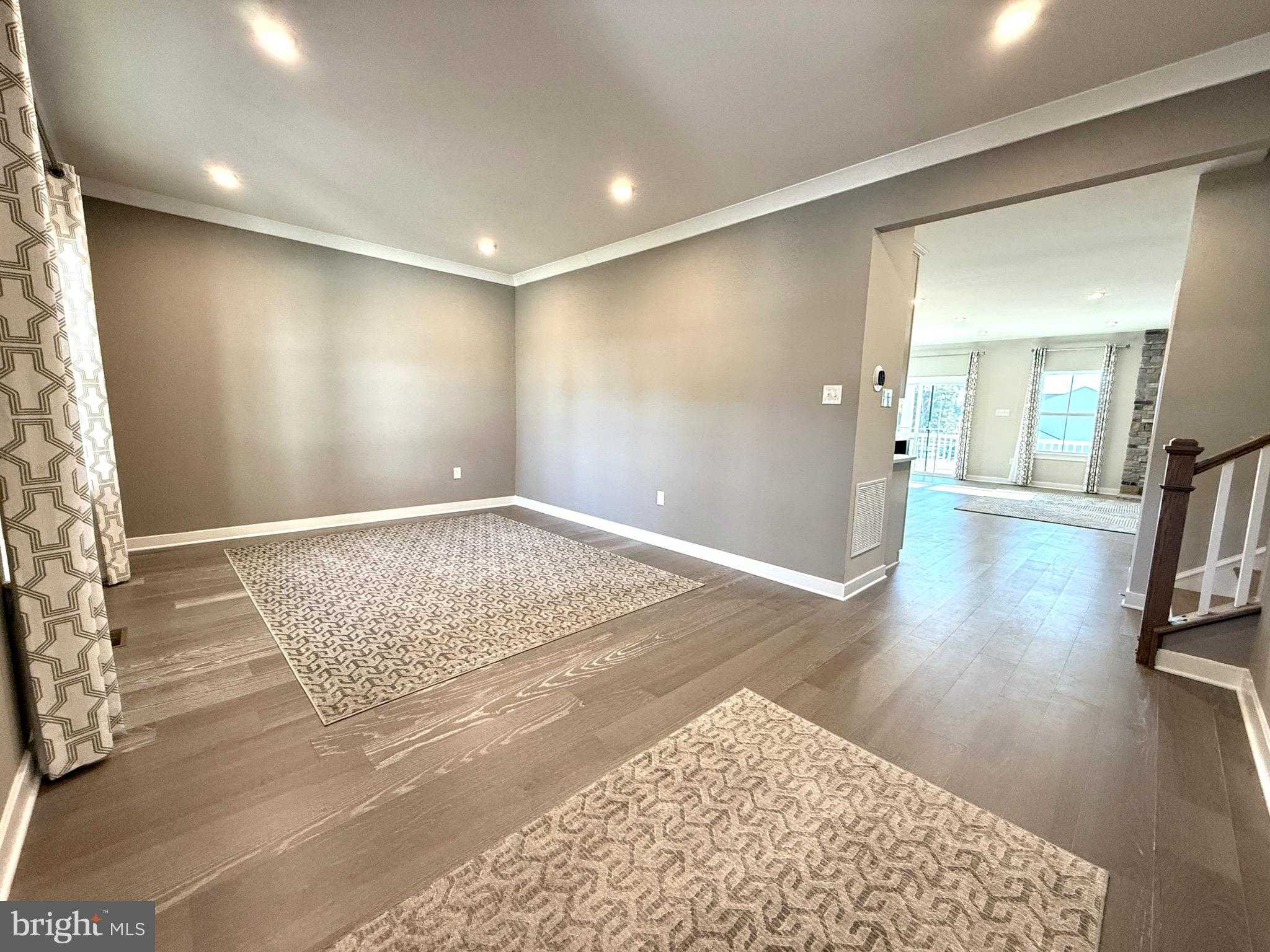 1126 Miles Ct photo 3