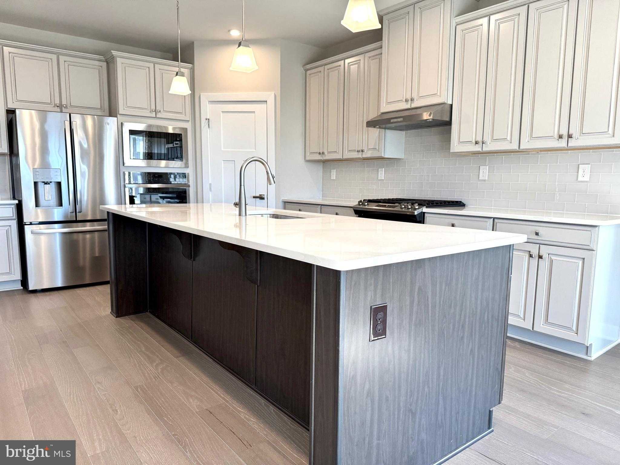 1126 Miles Ct photo 6