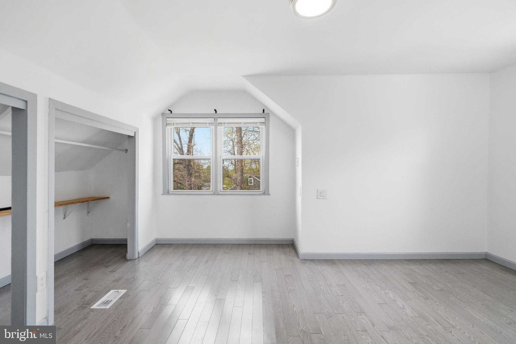 632 Durham Rd photo 17