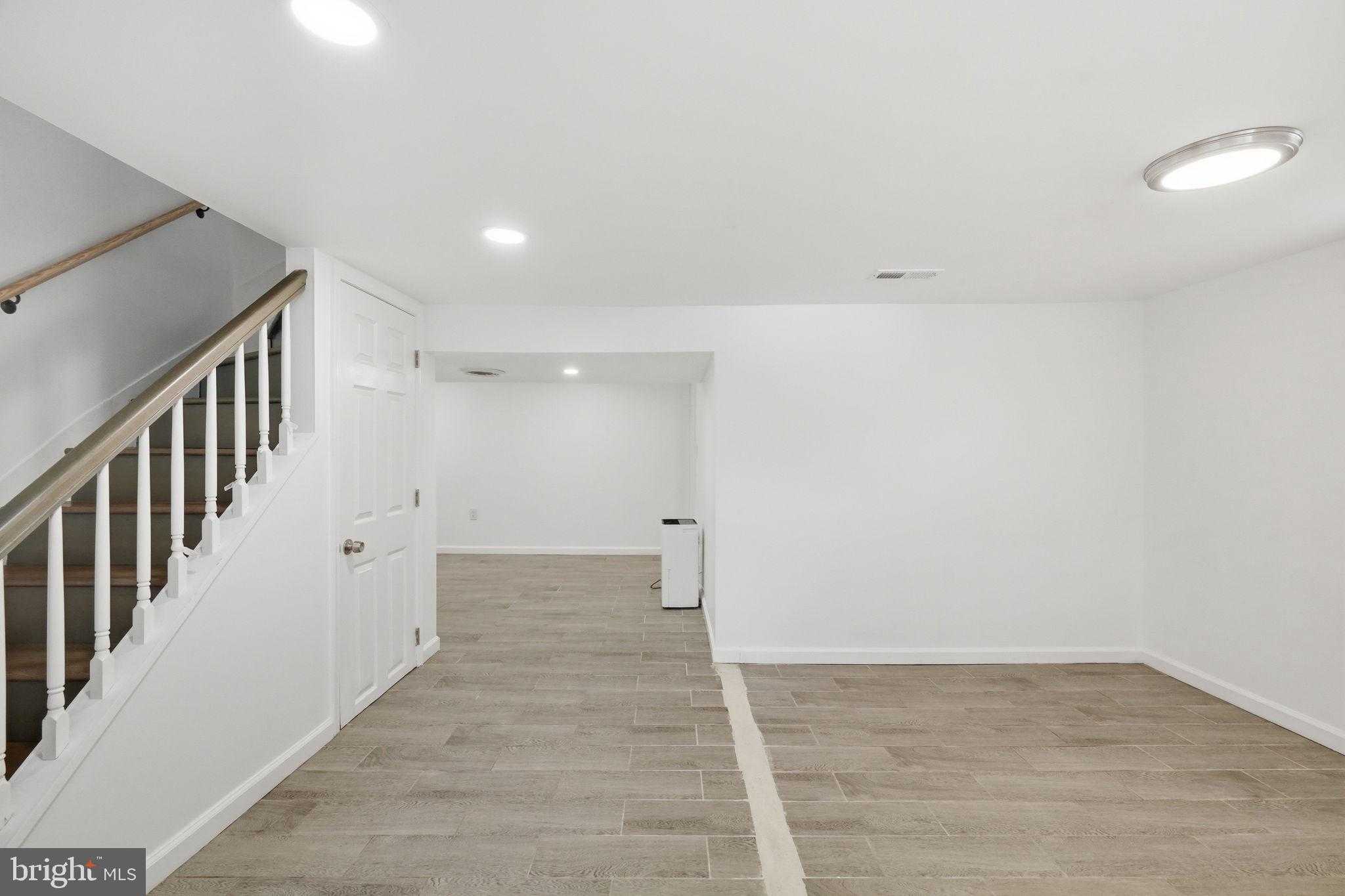 632 Durham Rd photo 27