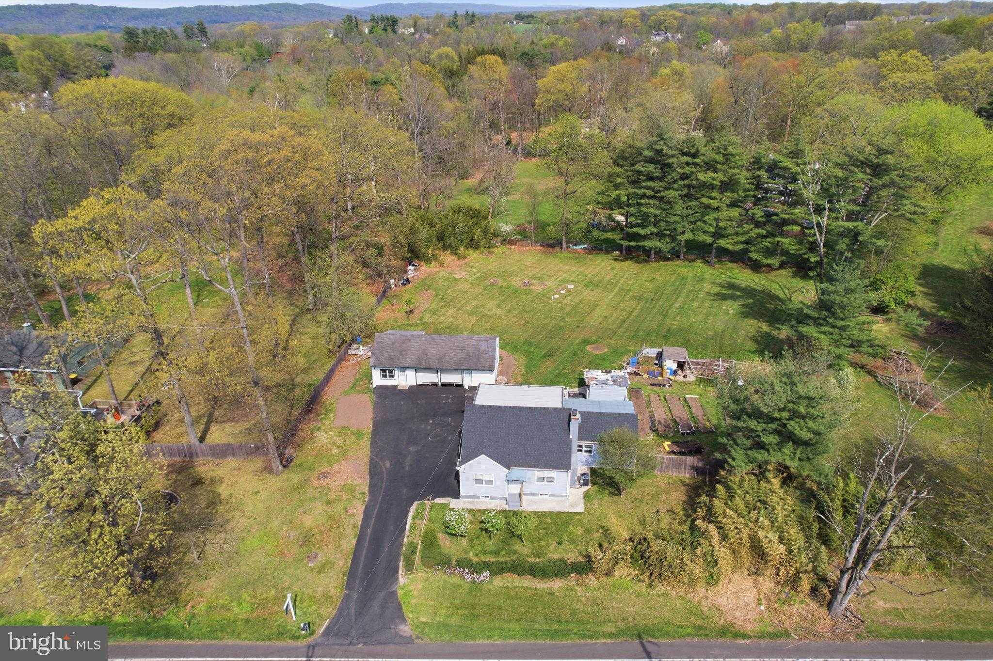 632 Durham Rd photo 37