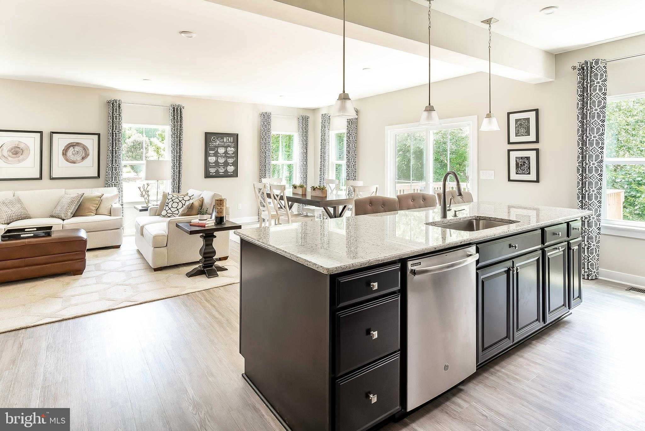 9073 Ballotade St photo 15