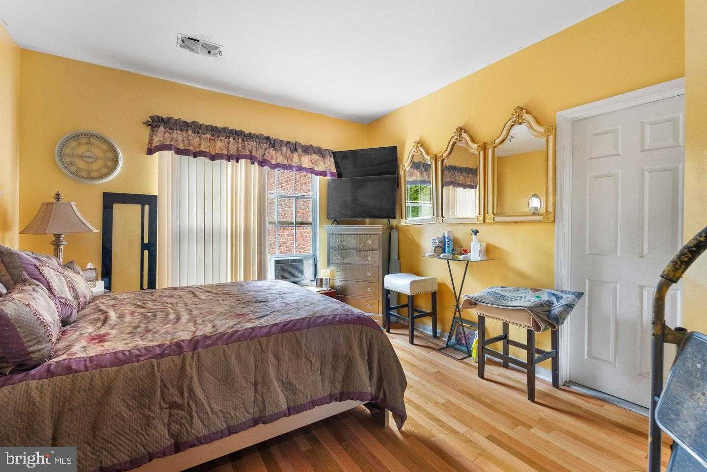 6500 Green Holly Way photo 3