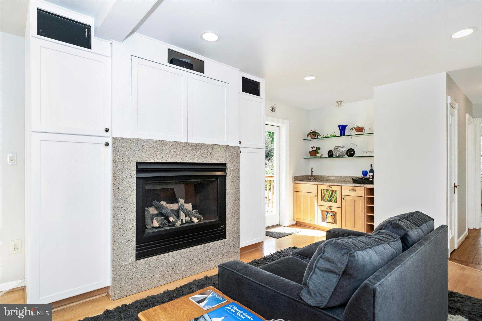 9300 Mintwood St photo 18