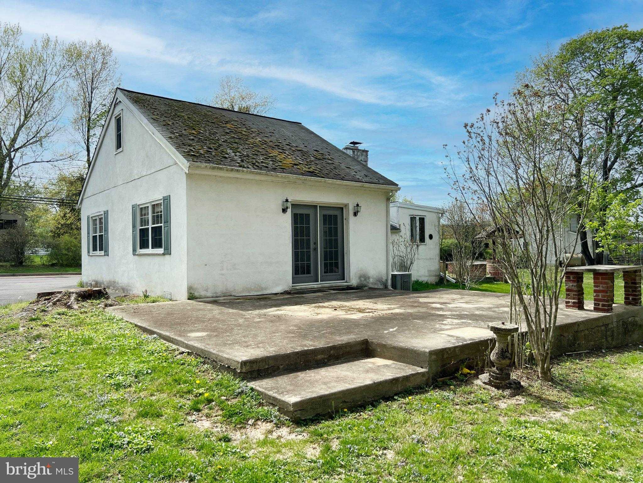 1545 Almshouse Rd photo 7