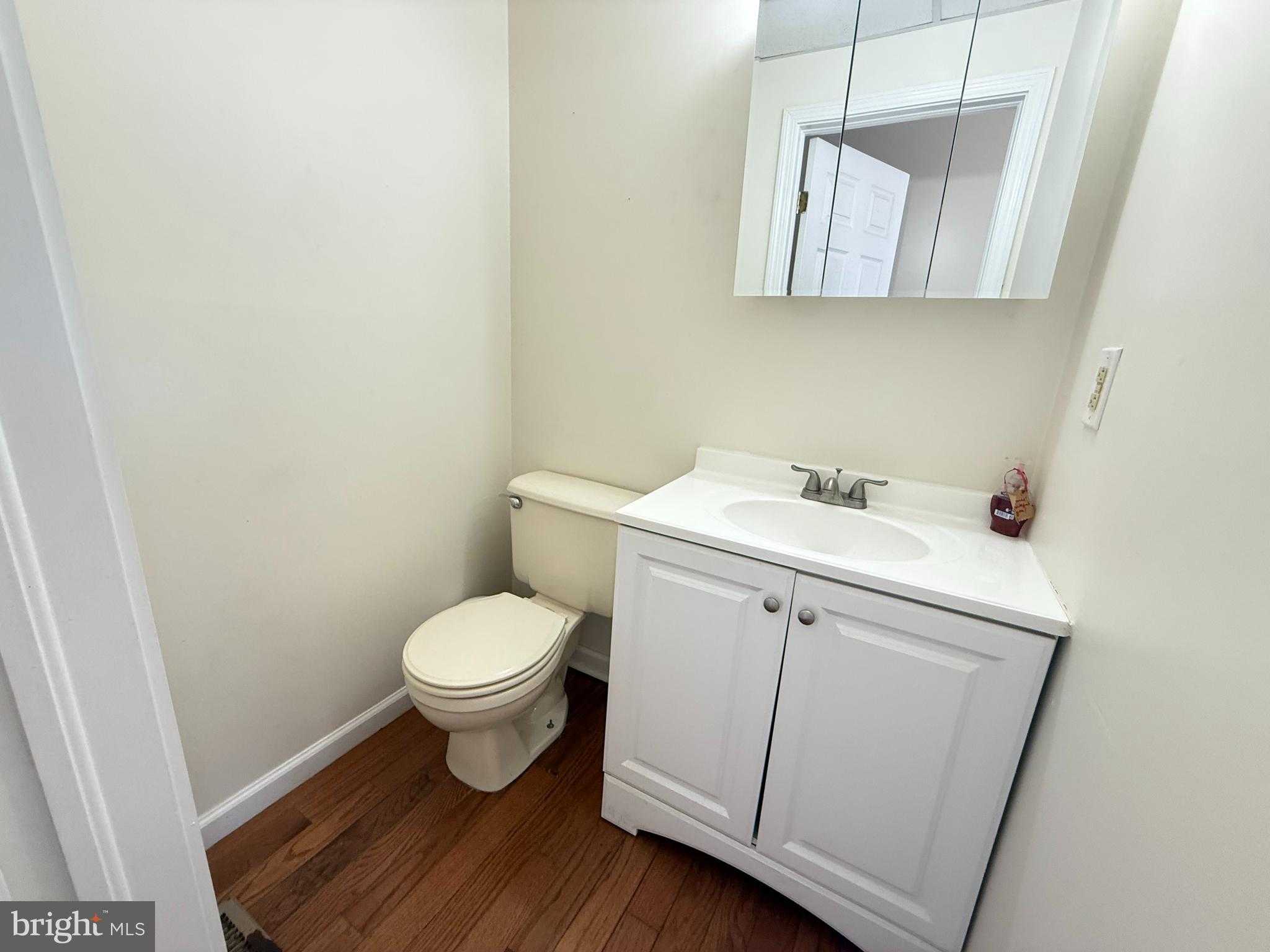 2910 Sorrell CT photo 6